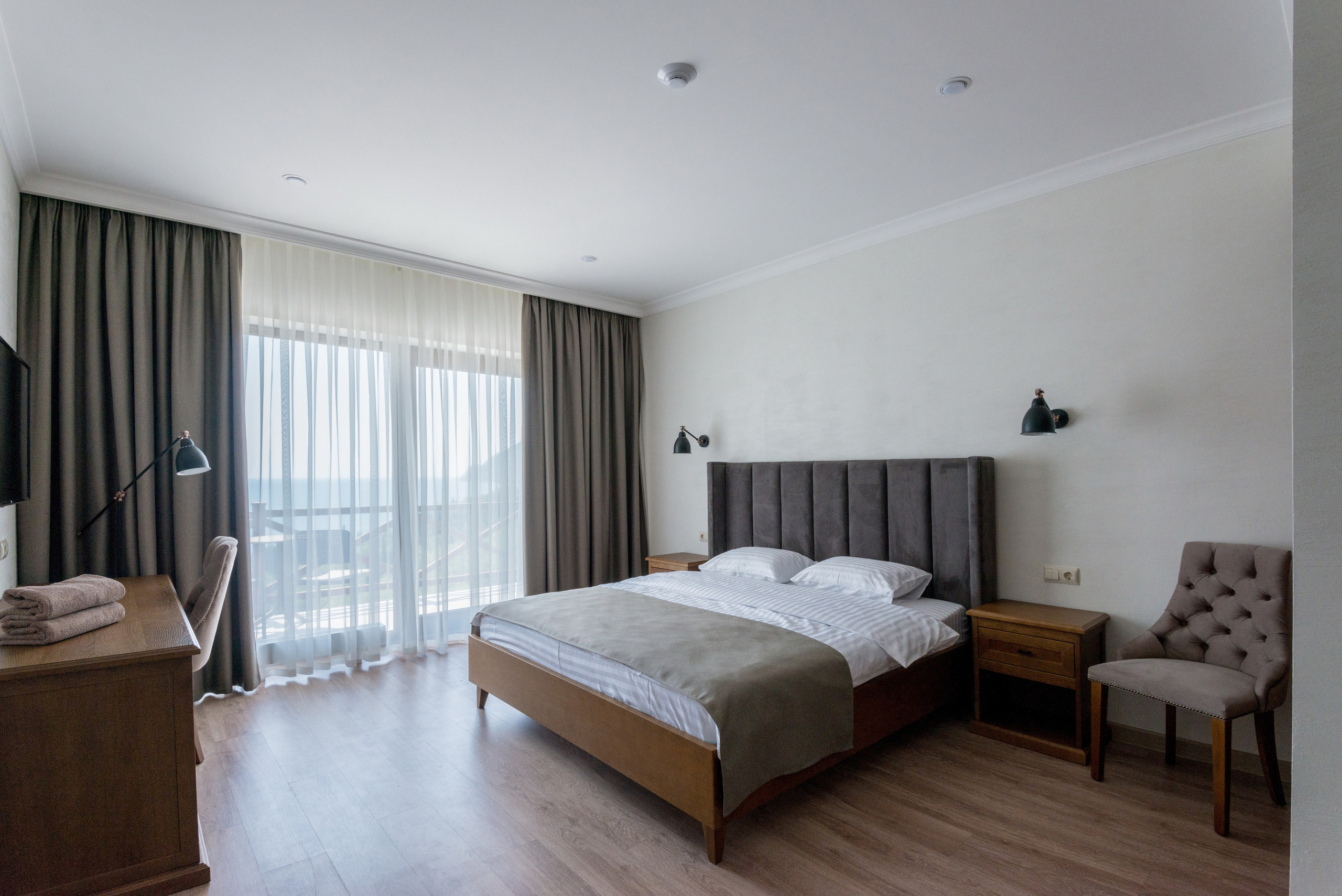 SkyCliff Hotel - Recreación. Photographer Aleksandr Rybintsev