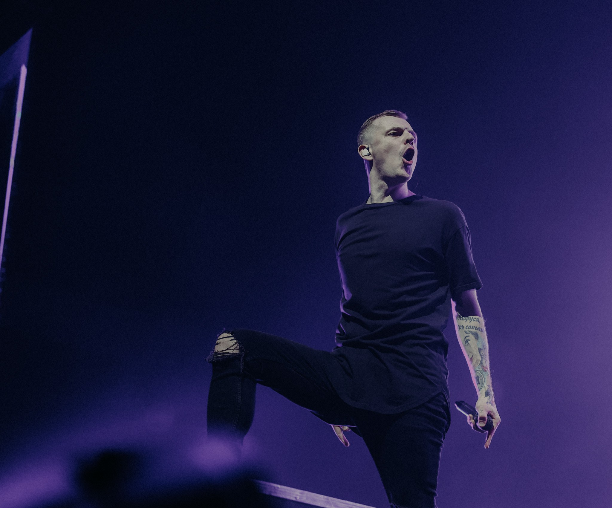 ANACONDAZ @MUSIC MEDIA DOM