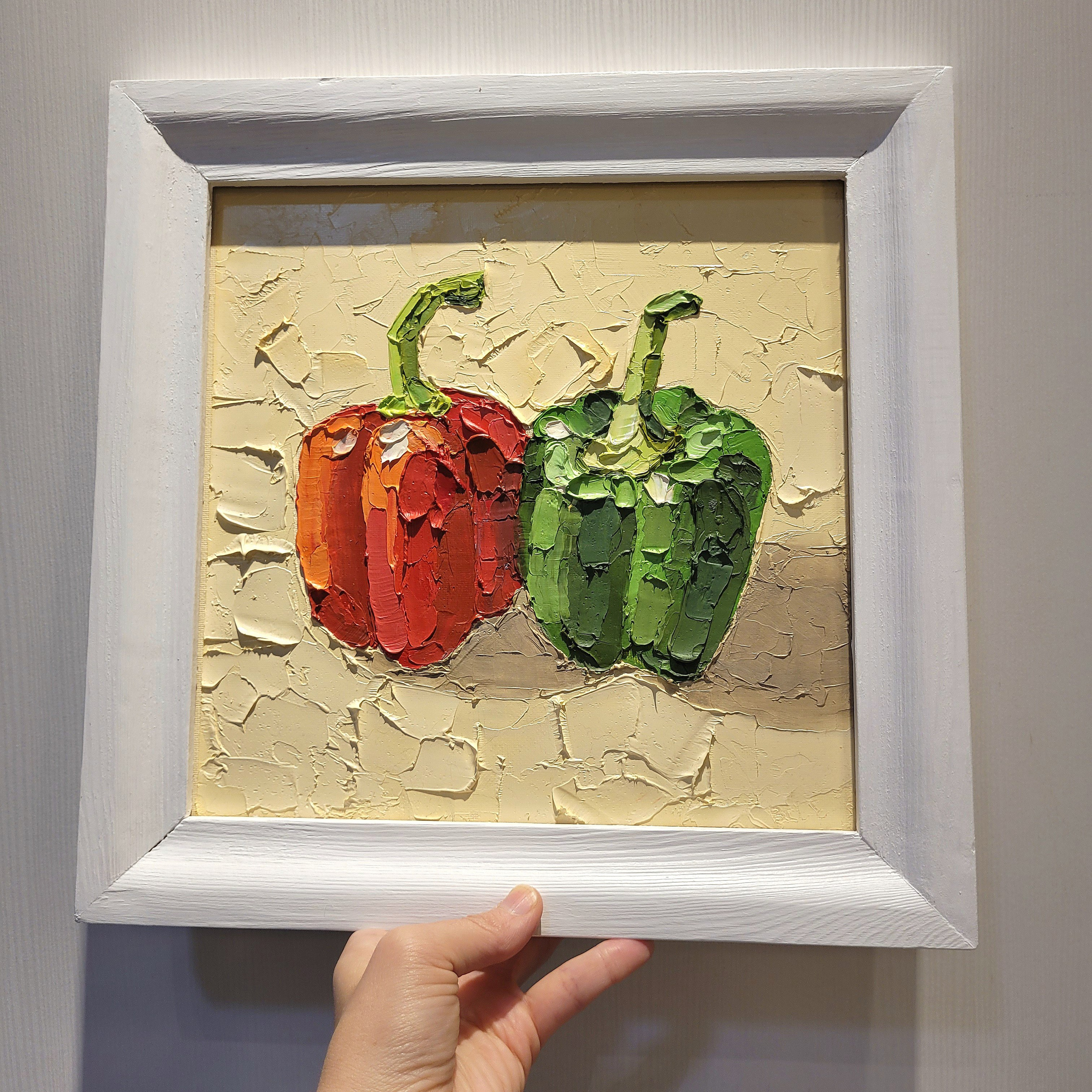 Авторская картина маслом импасто, яркий натюрморт с красным и зеленым перцем