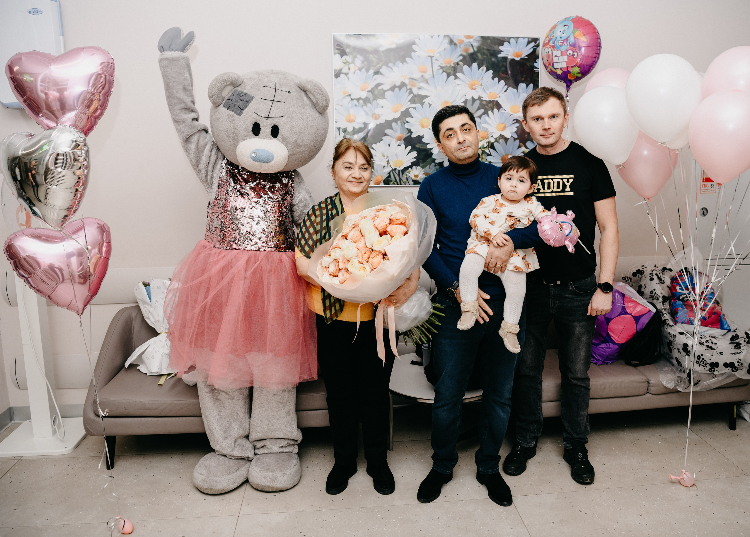 Выписка Микаэллы. 4 роддом. Фотограф на выписку из роддома в Москве и МО