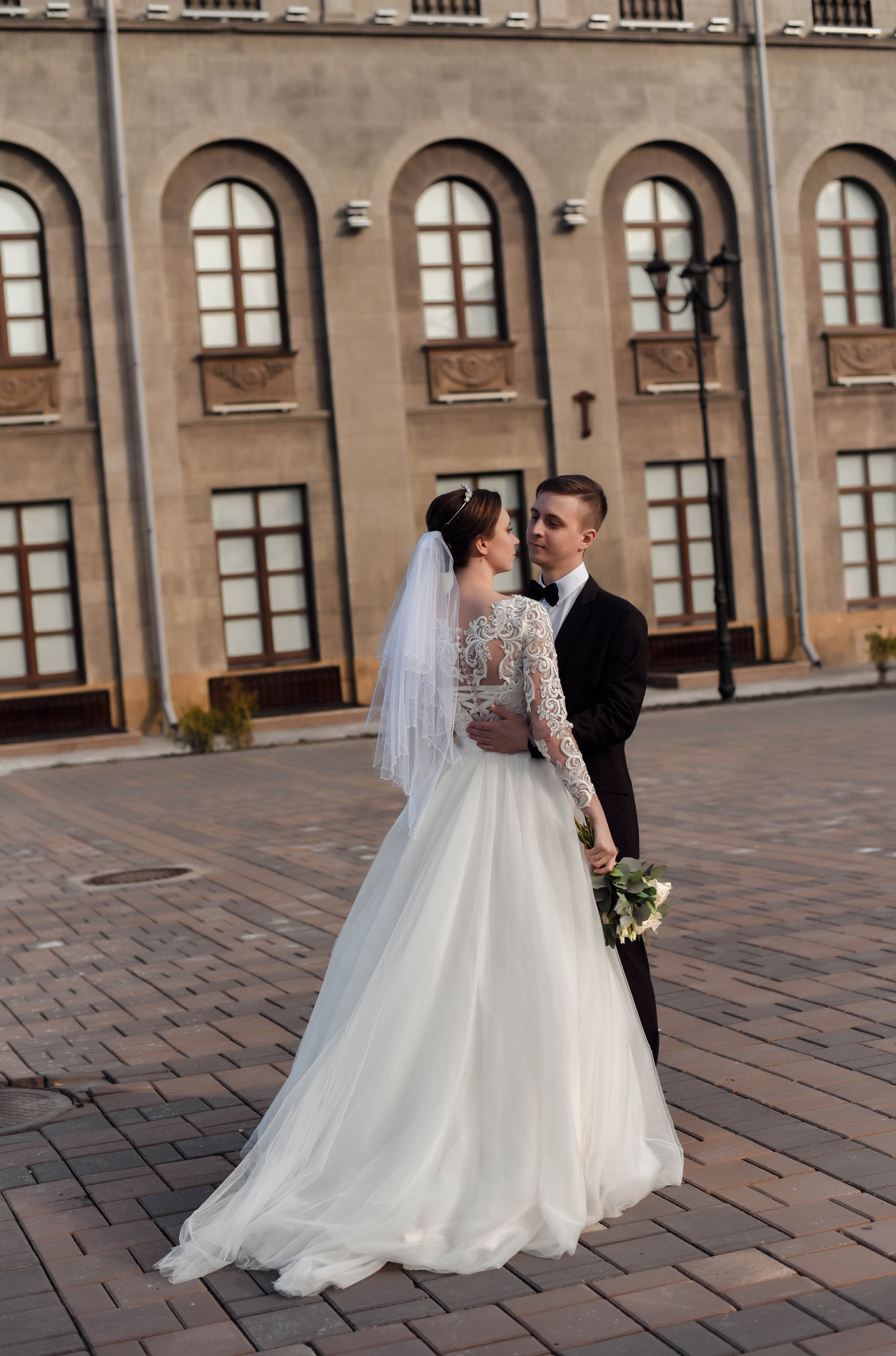 Весенняя, романтичная свадебная серия Владислава и Валентины. Свадебный, семейный, детский, контент фотограф в Омске Максим Ильин