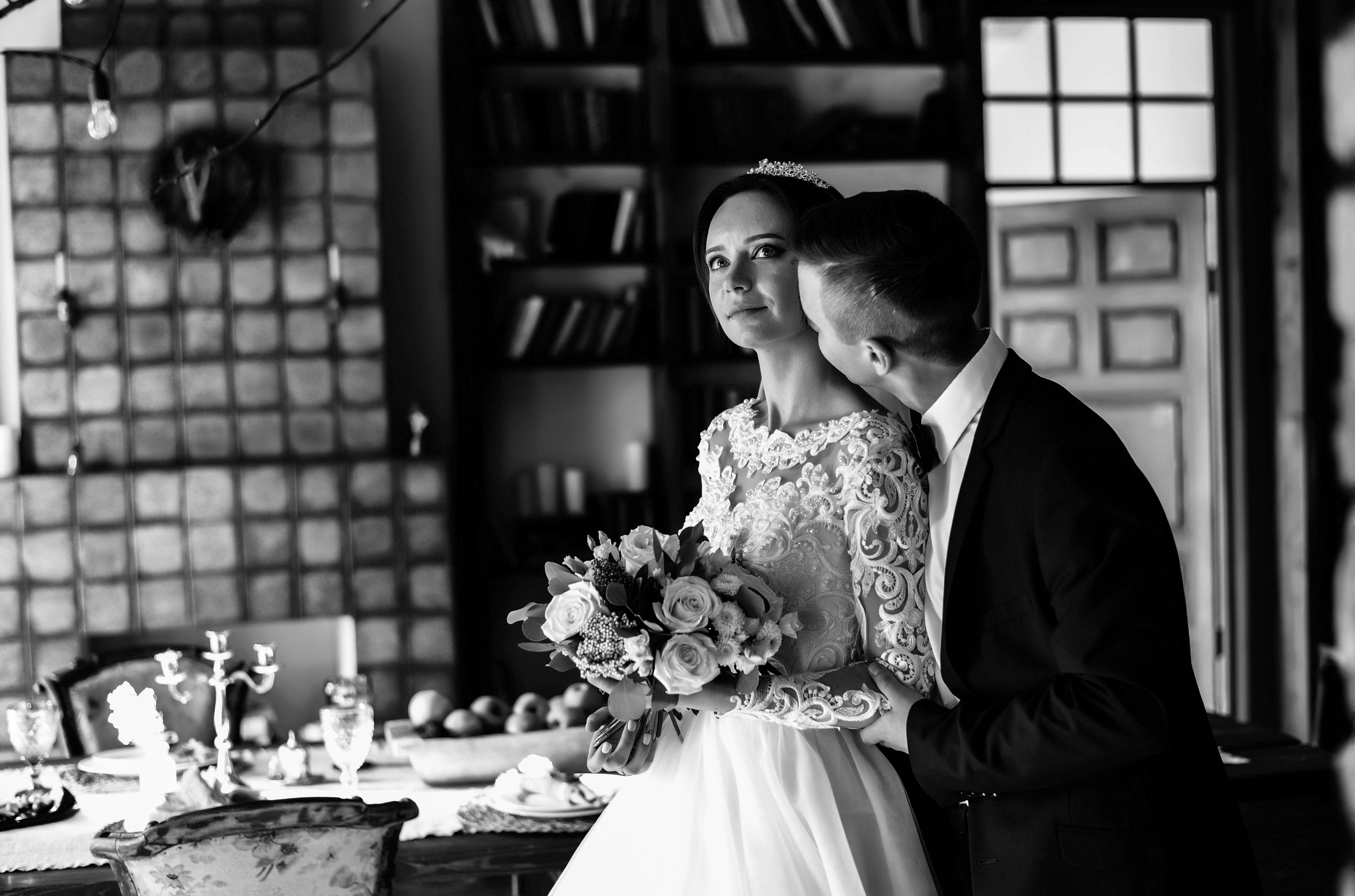 Весенняя, романтичная свадебная серия Владислава и Валентины. Свадебный, семейный, детский, контент фотограф в Омске Максим Ильин