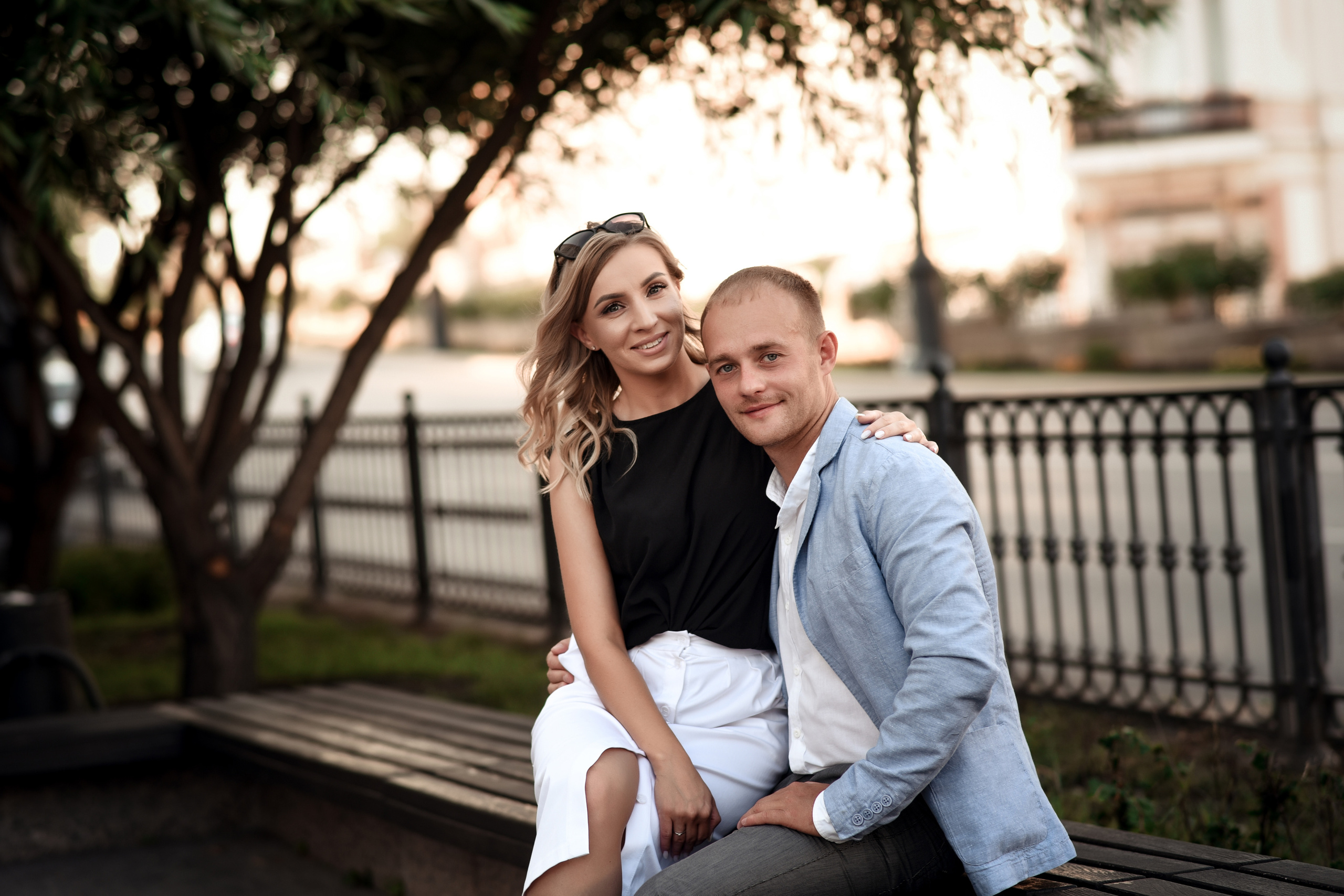 Love story в двух локациях город и природа. Свадебный, семейный, детский, контент фотограф в Омске Максим Ильин