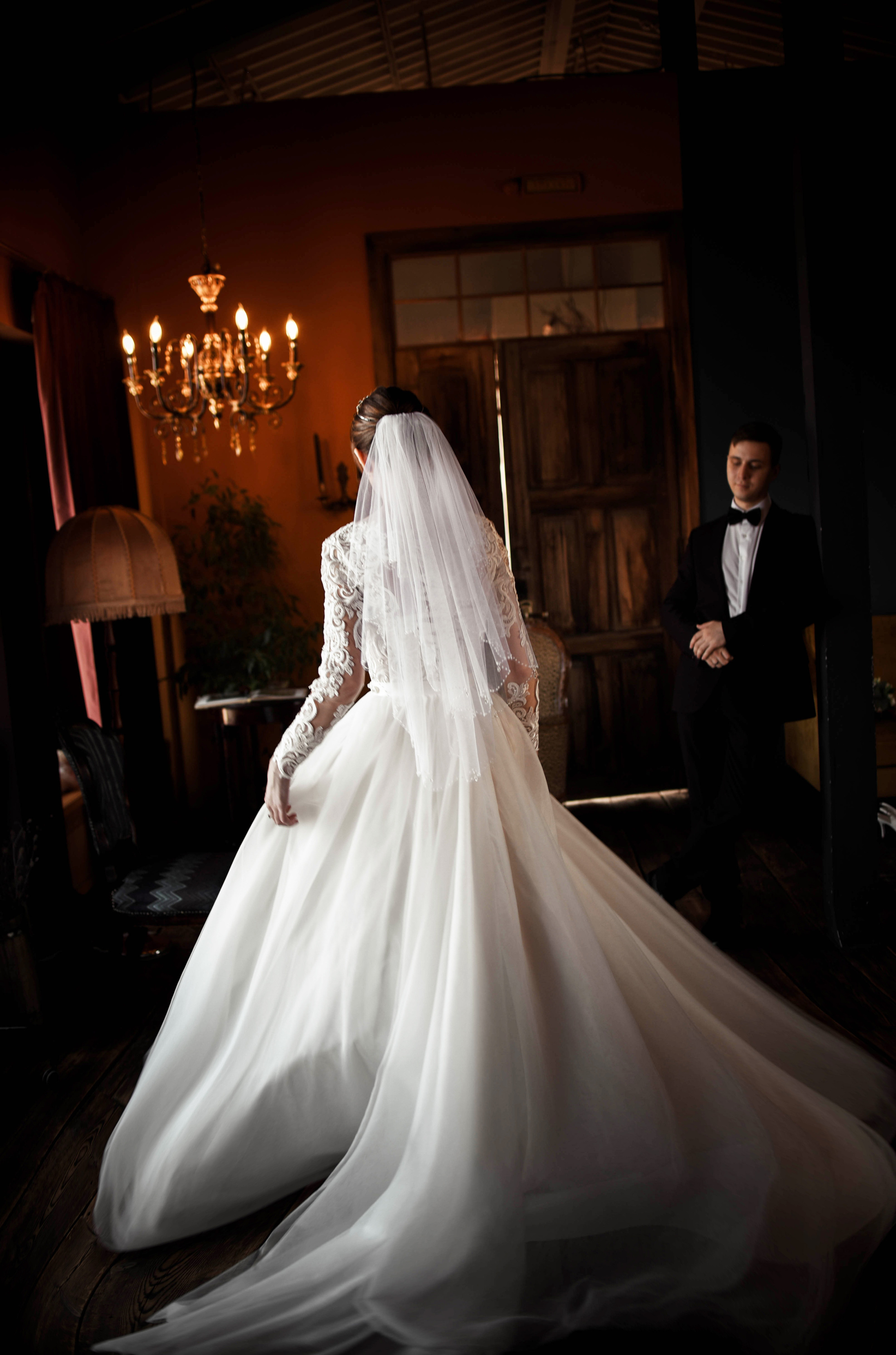 Весенняя, романтичная свадебная серия Владислава и Валентины. Свадебный, семейный, детский, контент фотограф в Омске Максим Ильин