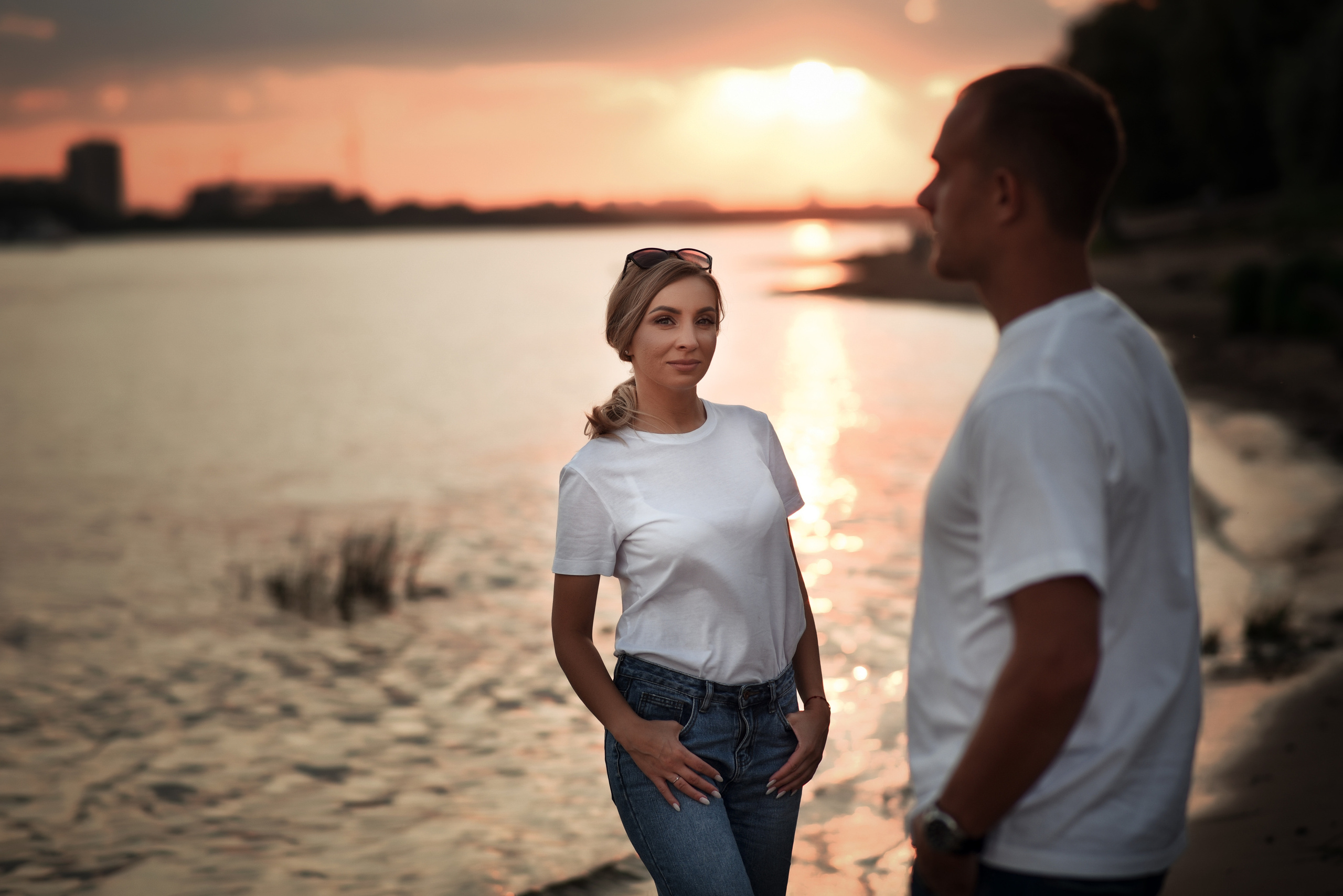 Love story в двух локациях город и природа. Свадебный, семейный, детский, контент фотограф в Омске Максим Ильин