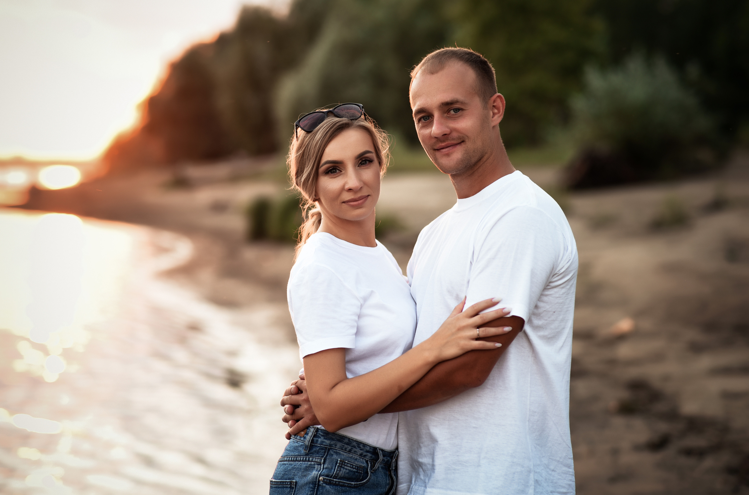 Love story в двух локациях город и природа. Свадебный, семейный, детский, контент фотограф в Омске Максим Ильин