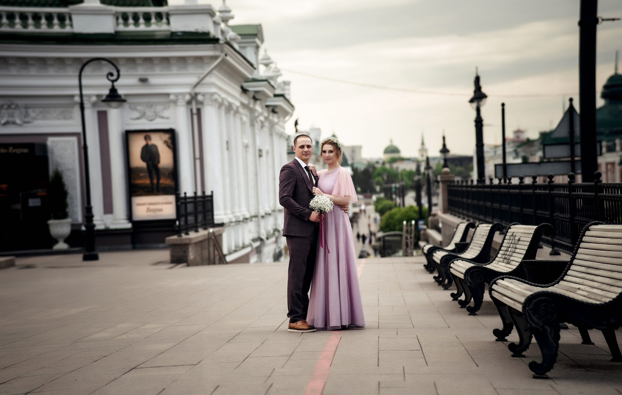 Цветущий май. Свадебная прогулка Андрея и Светланы. Свадебный, семейный, детский, контент фотограф в Омске Максим Ильин