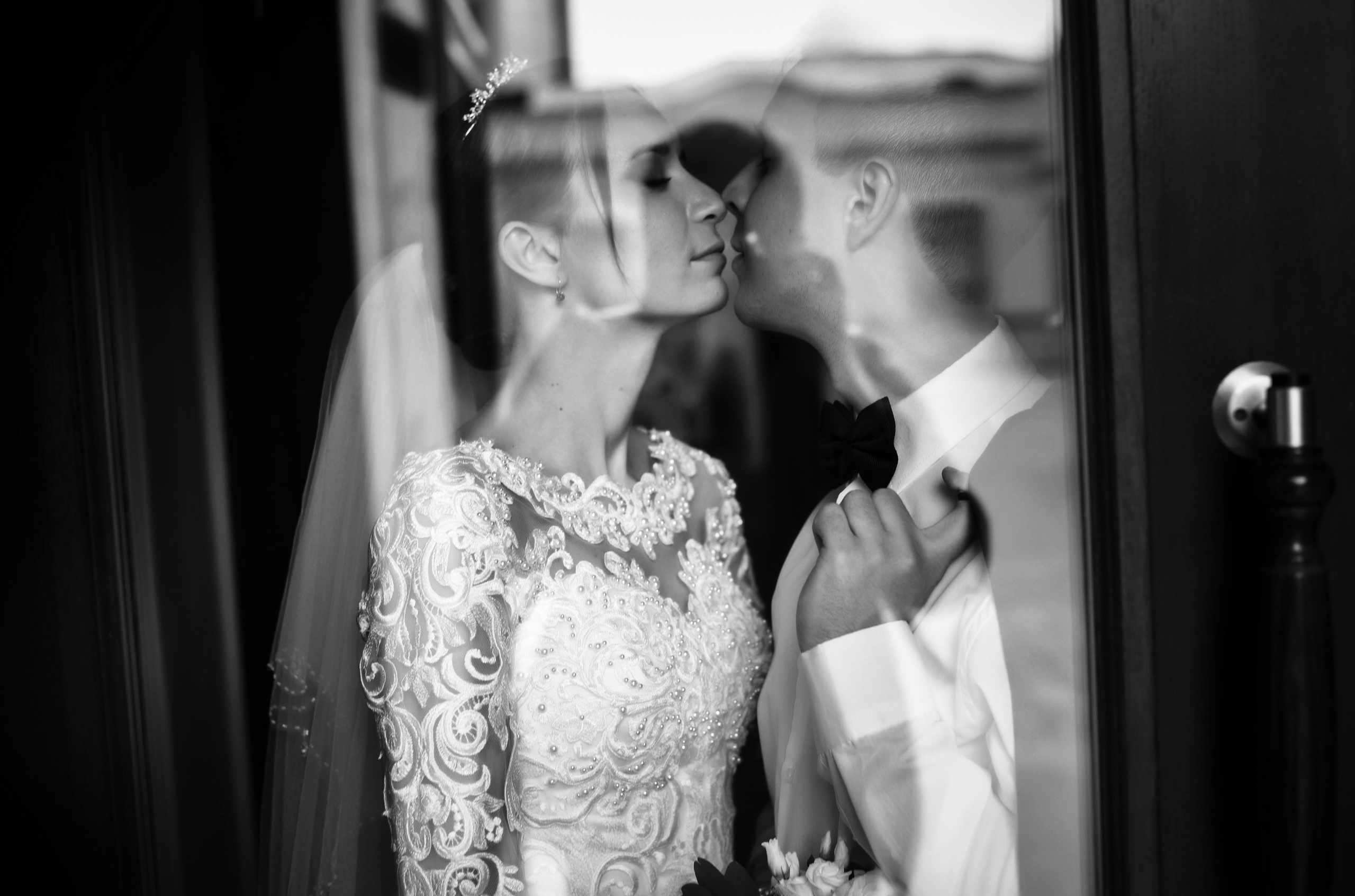 Весенняя, романтичная свадебная серия Владислава и Валентины. Свадебный, семейный, детский, контент фотограф в Омске Максим Ильин