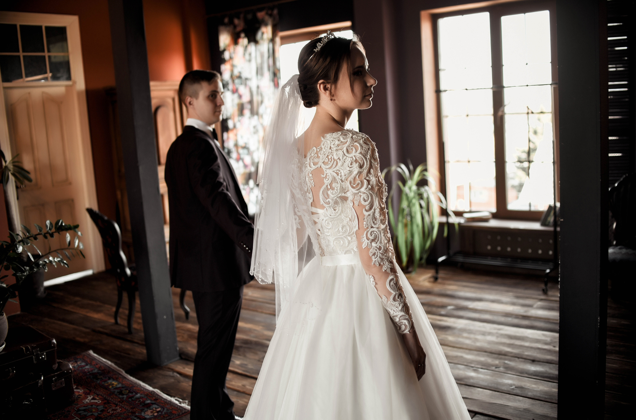 Весенняя, романтичная свадебная серия Владислава и Валентины. Свадебный, семейный, детский, контент фотограф в Омске Максим Ильин