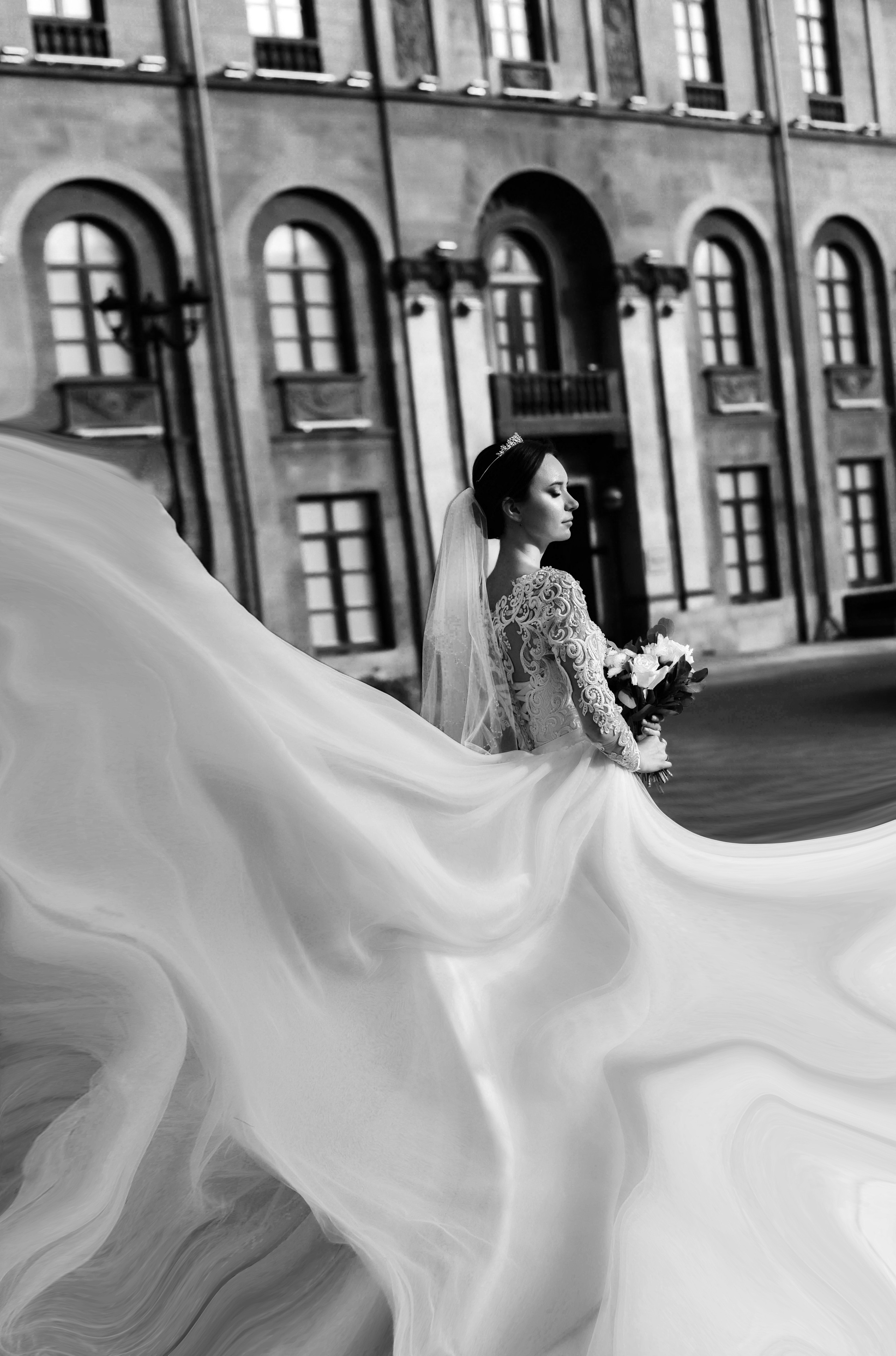 Весенняя, романтичная свадебная серия Владислава и Валентины. Свадебный, семейный, детский, контент фотограф в Омске Максим Ильин