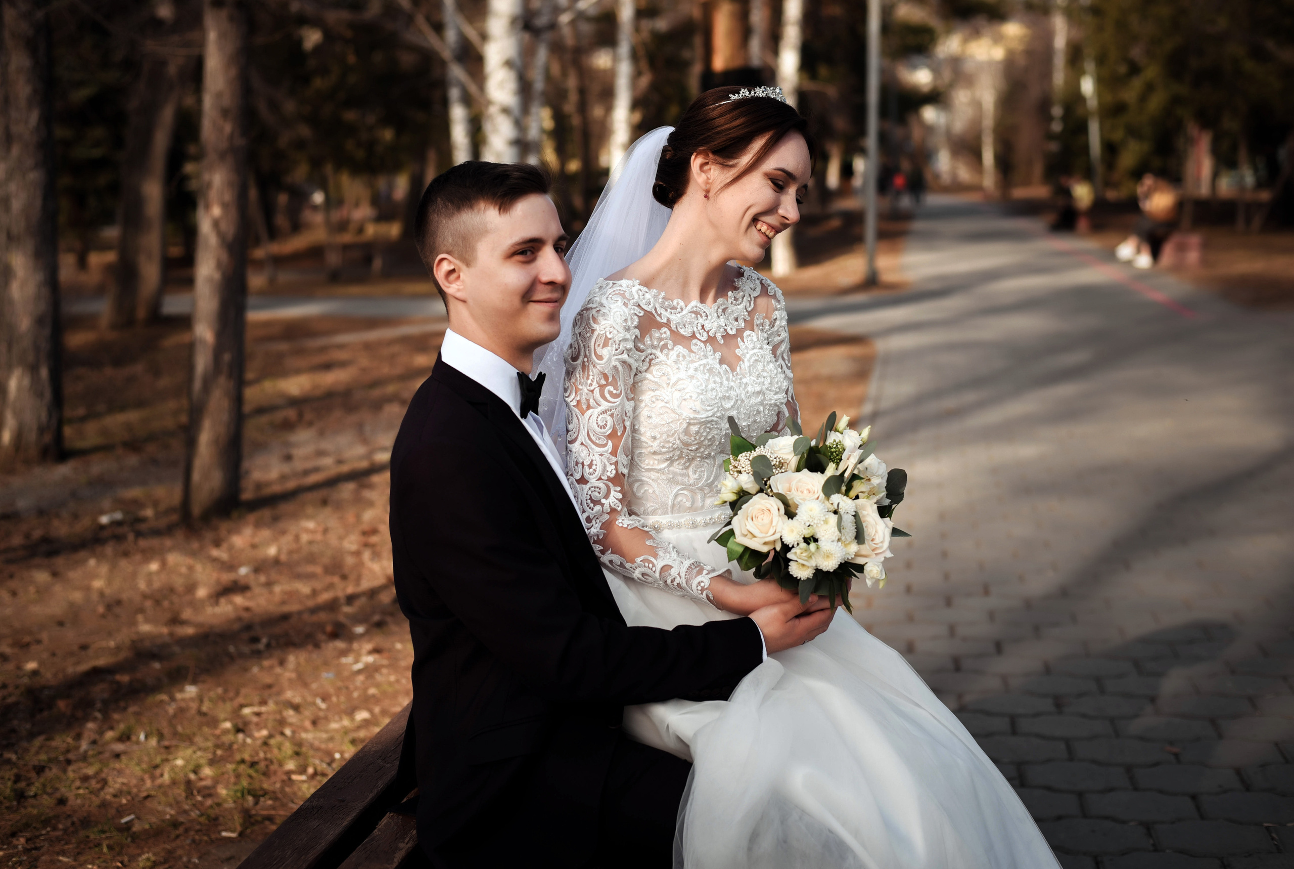 Весенняя, романтичная свадебная серия Владислава и Валентины. Свадебный, семейный, детский, контент фотограф в Омске Максим Ильин