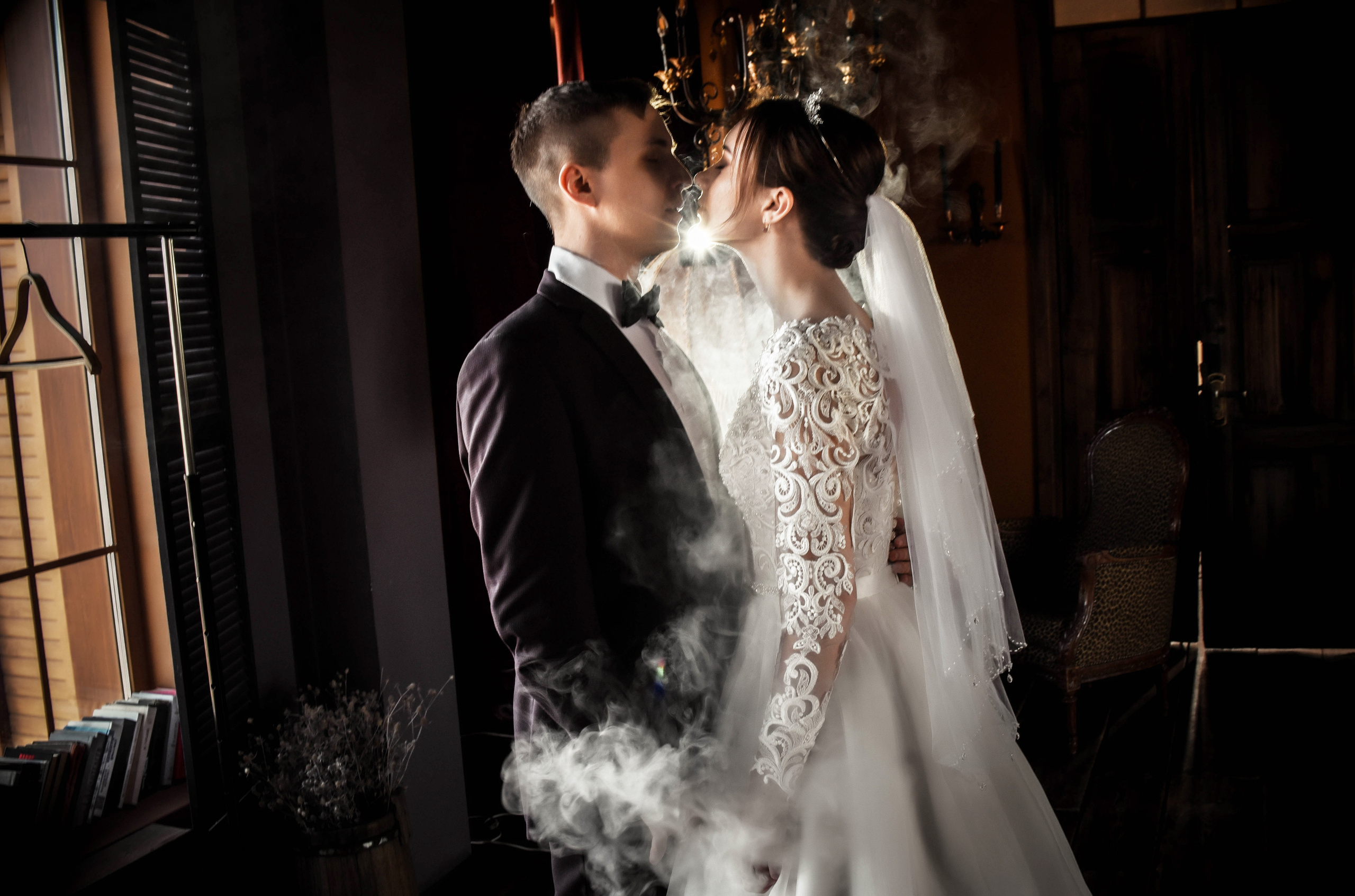 Весенняя, романтичная свадебная серия Владислава и Валентины. Свадебный, семейный, детский, контент фотограф в Омске Максим Ильин