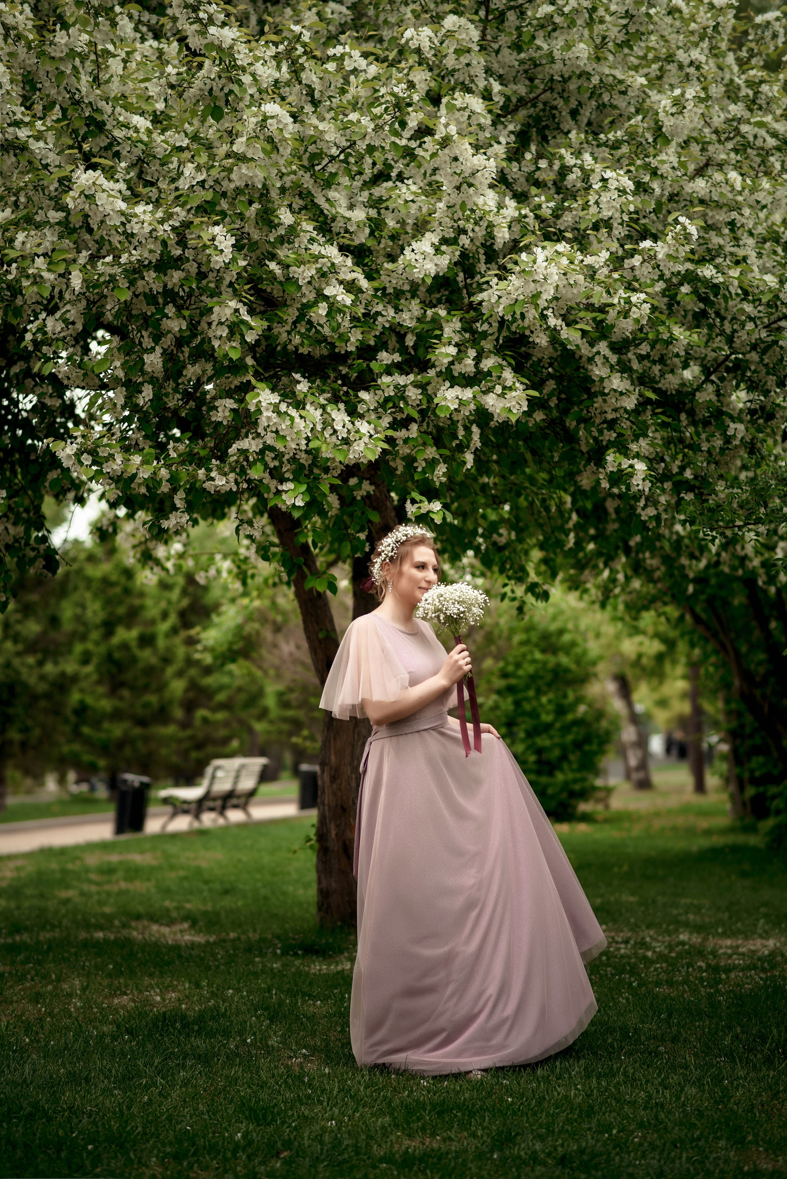 Цветущий май. Свадебная прогулка Андрея и Светланы. Свадебный, семейный, детский, контент фотограф в Омске Максим Ильин