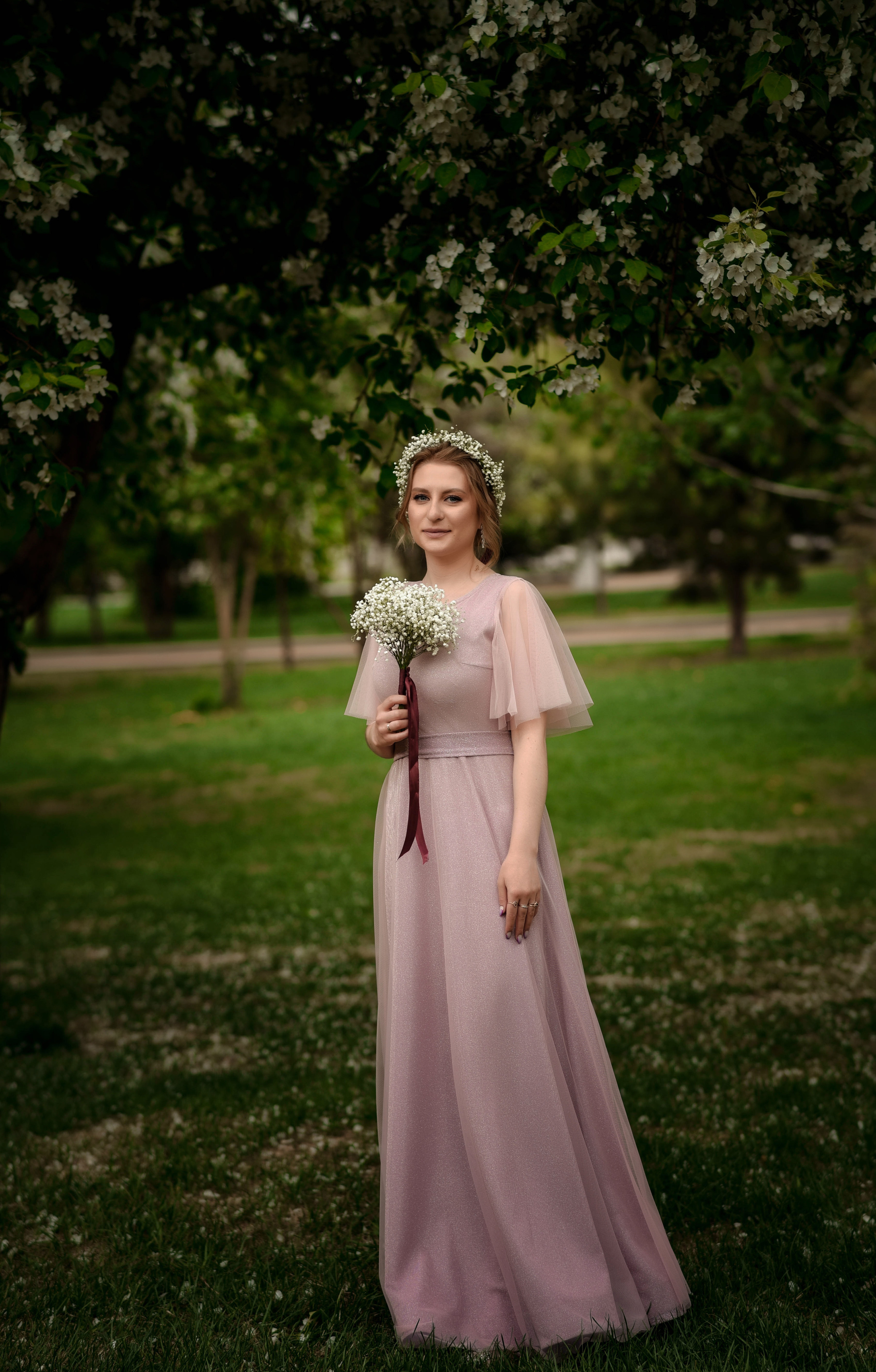 Цветущий май. Свадебная прогулка Андрея и Светланы. Свадебный, семейный, детский, контент фотограф в Омске Максим Ильин