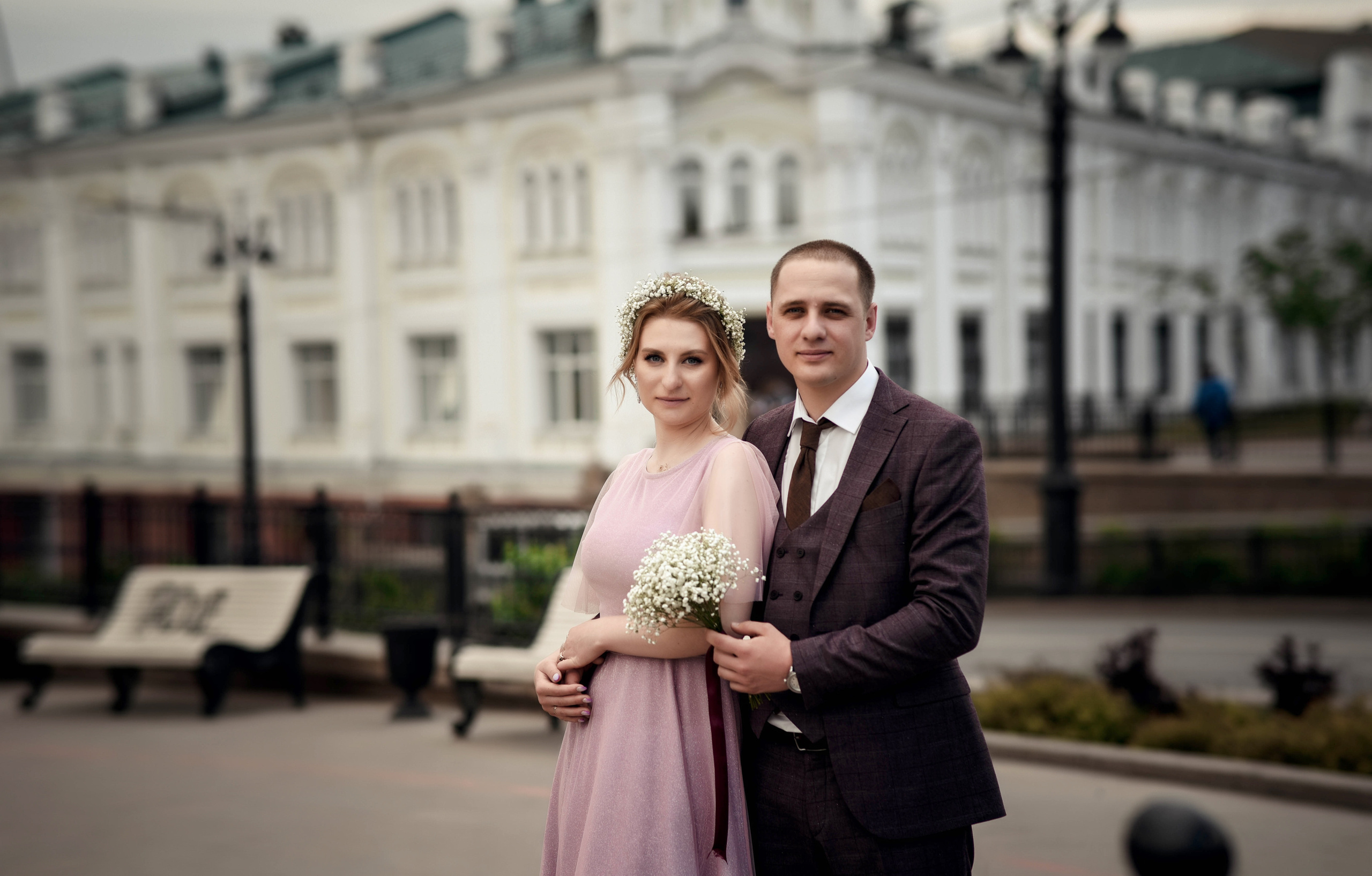 Цветущий май. Свадебная прогулка Андрея и Светланы. Свадебный, семейный, детский, контент фотограф в Омске Максим Ильин