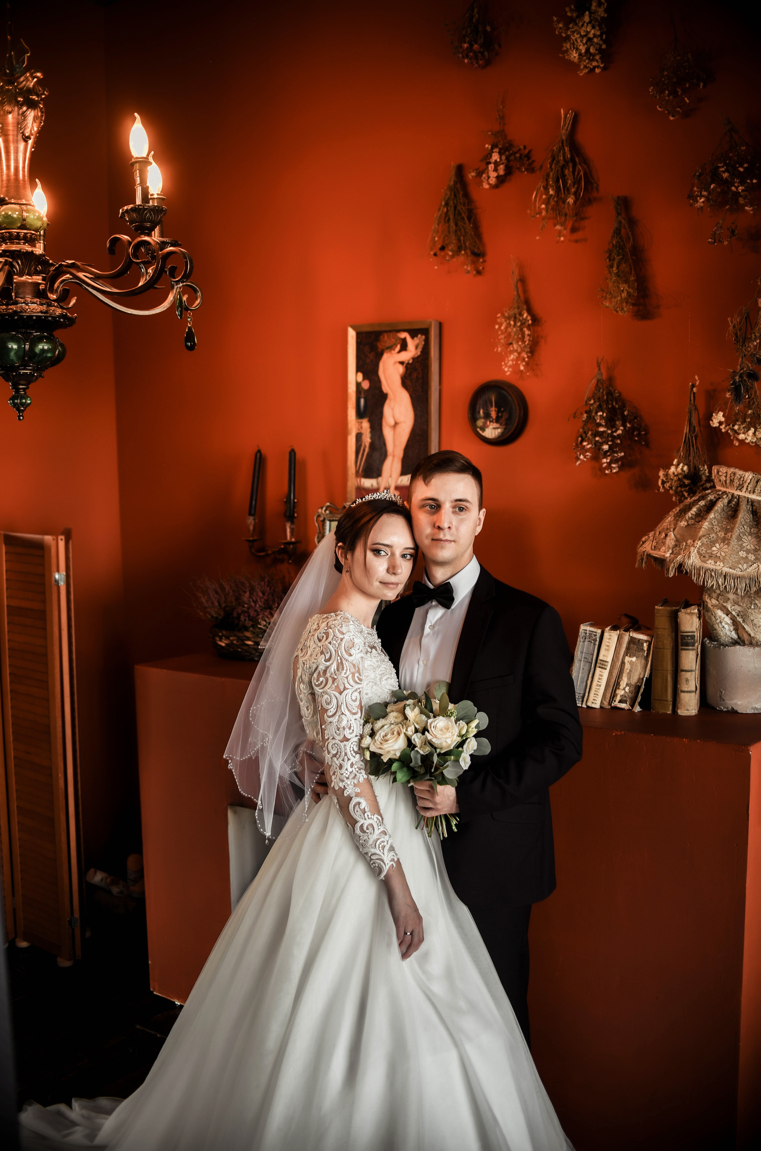 Весенняя, романтичная свадебная серия Владислава и Валентины. Свадебный, семейный, детский, контент фотограф в Омске Максим Ильин