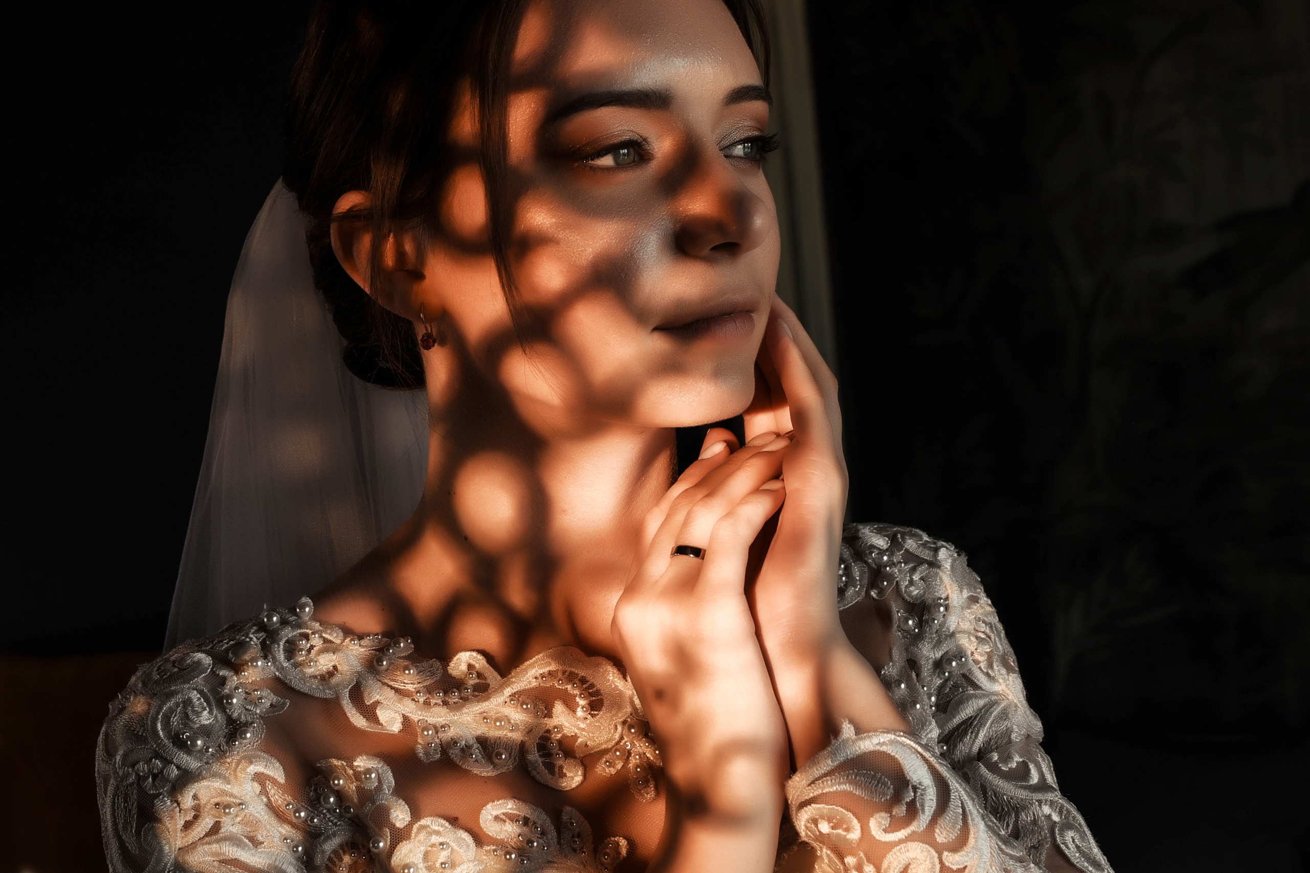 Весенняя, романтичная свадебная серия Владислава и Валентины. Свадебный, семейный, детский, контент фотограф в Омске Максим Ильин