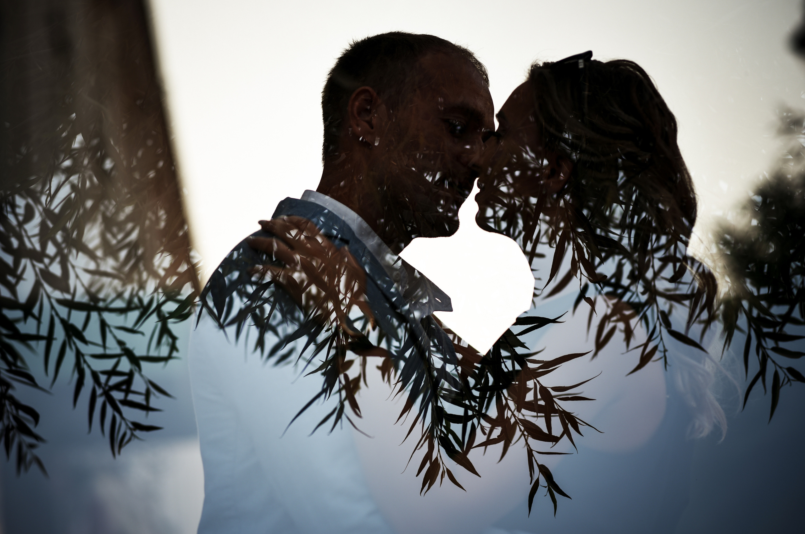 Love story в двух локациях город и природа. Свадебный, семейный, детский, контент фотограф в Омске Максим Ильин