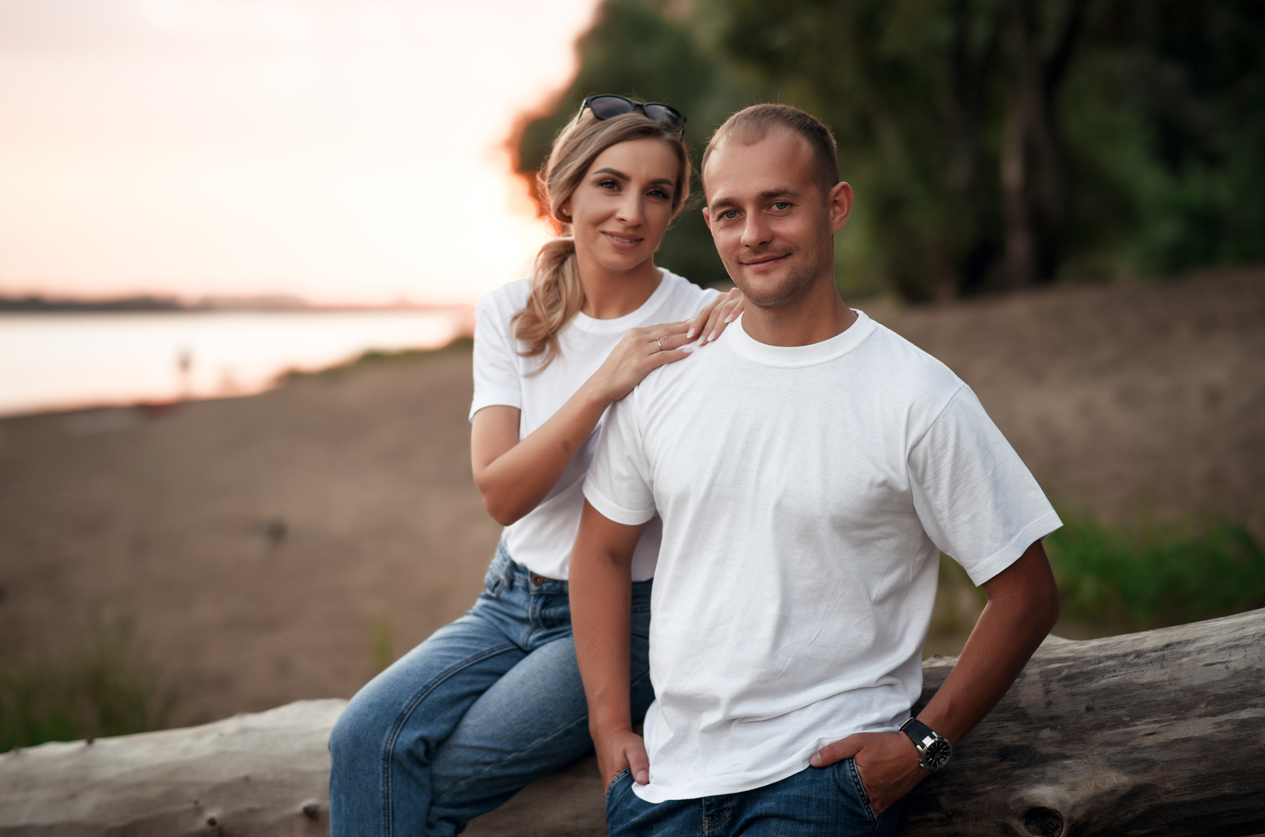 Love story в двух локациях город и природа. Свадебный, семейный, детский, контент фотограф в Омске Максим Ильин