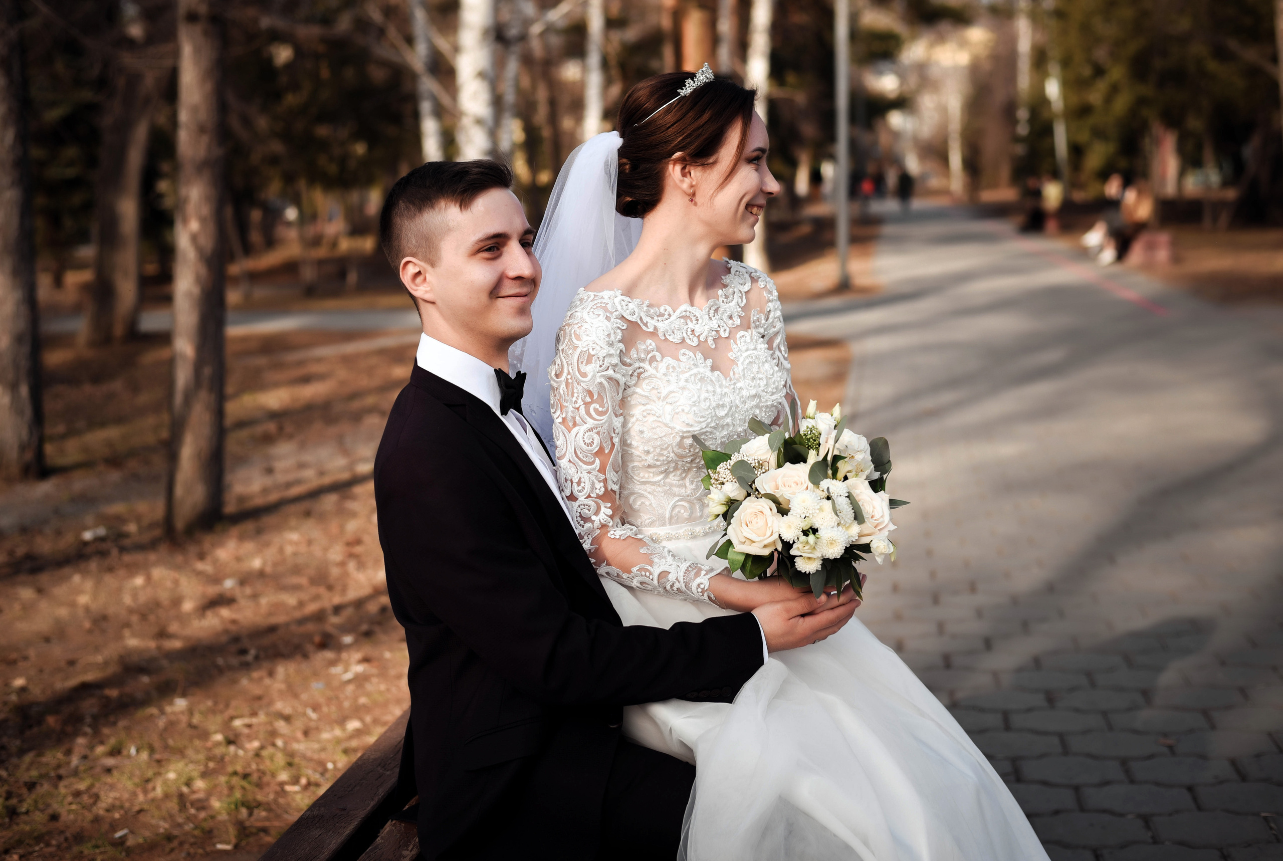 Весенняя, романтичная свадебная серия Владислава и Валентины. Свадебный, семейный, детский, контент фотограф в Омске Максим Ильин