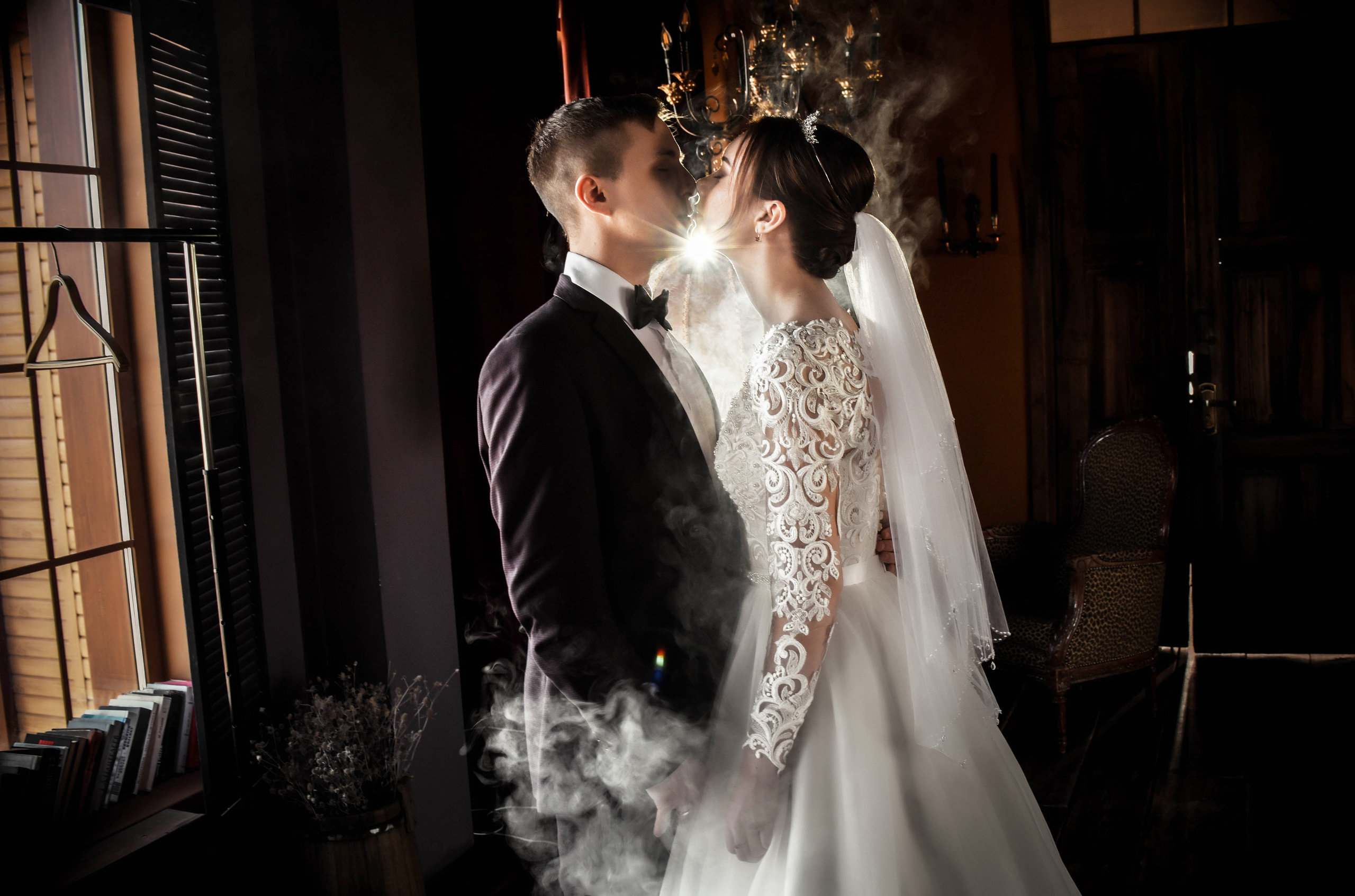 Весенняя, романтичная свадебная серия Владислава и Валентины. Свадебный, семейный, детский, контент фотограф в Омске Максим Ильин