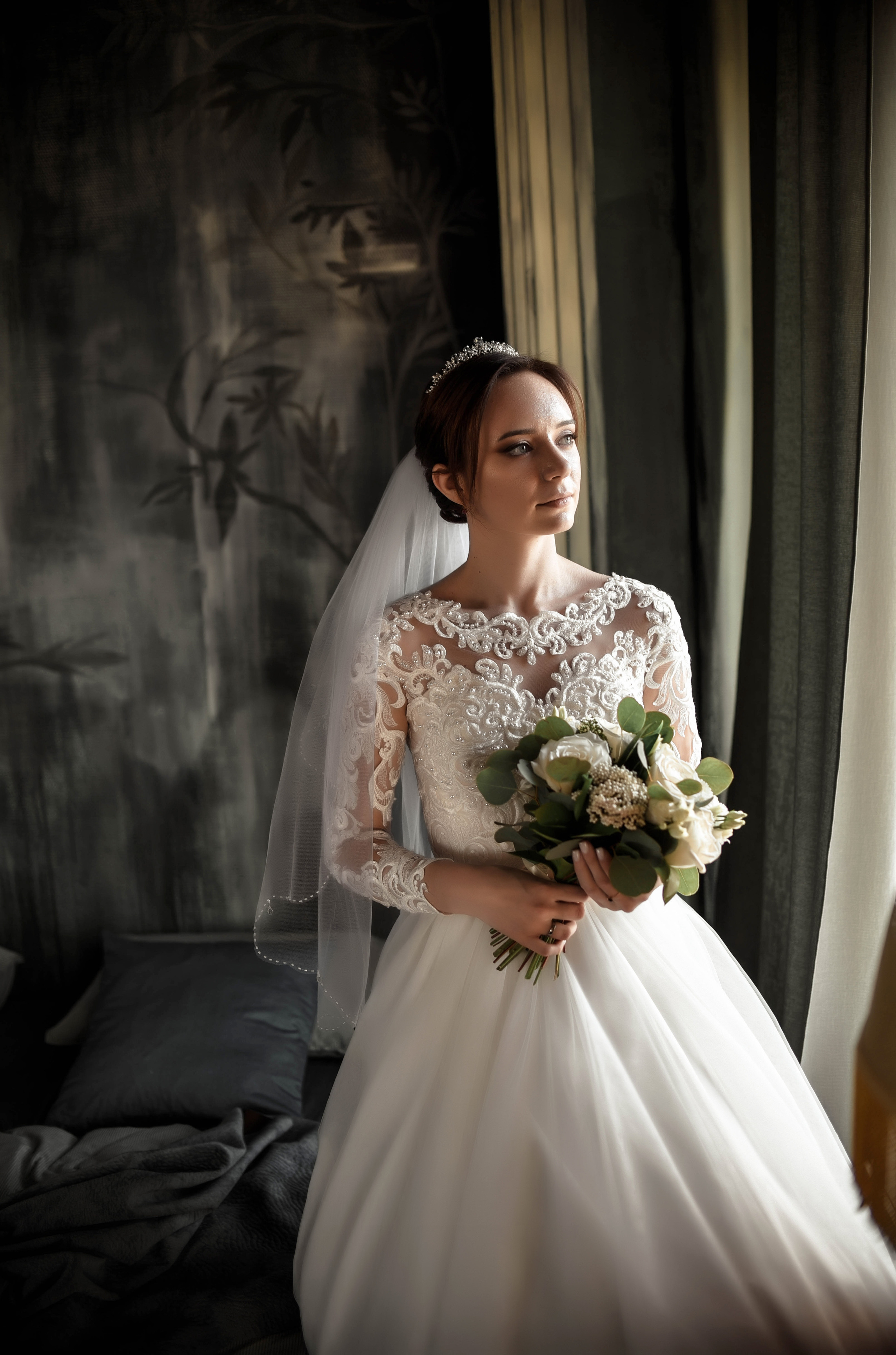 Весенняя, романтичная свадебная серия Владислава и Валентины. Свадебный, семейный, детский, контент фотограф в Омске Максим Ильин