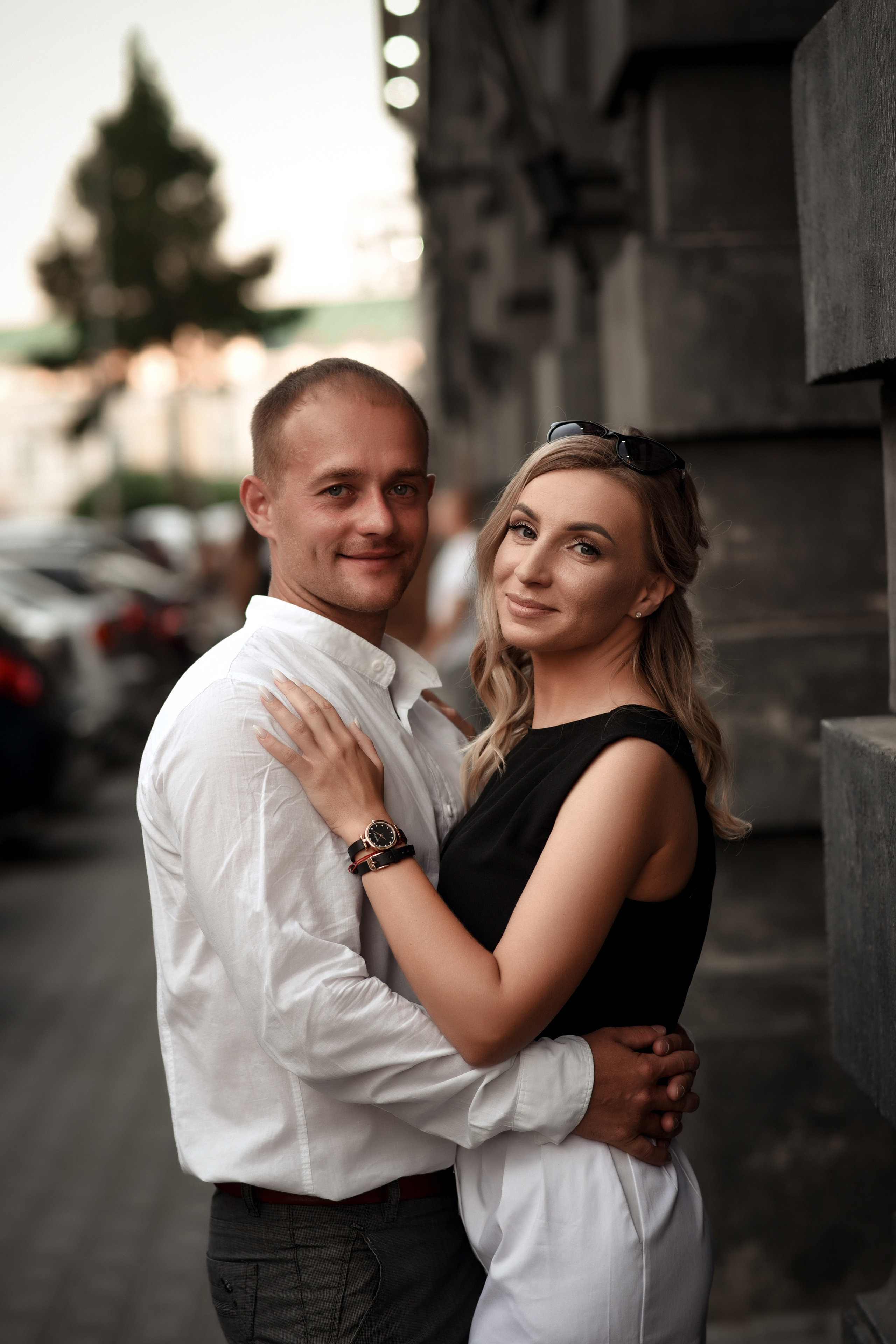 Love story в двух локациях город и природа. Свадебный, семейный, детский, контент фотограф в Омске Максим Ильин