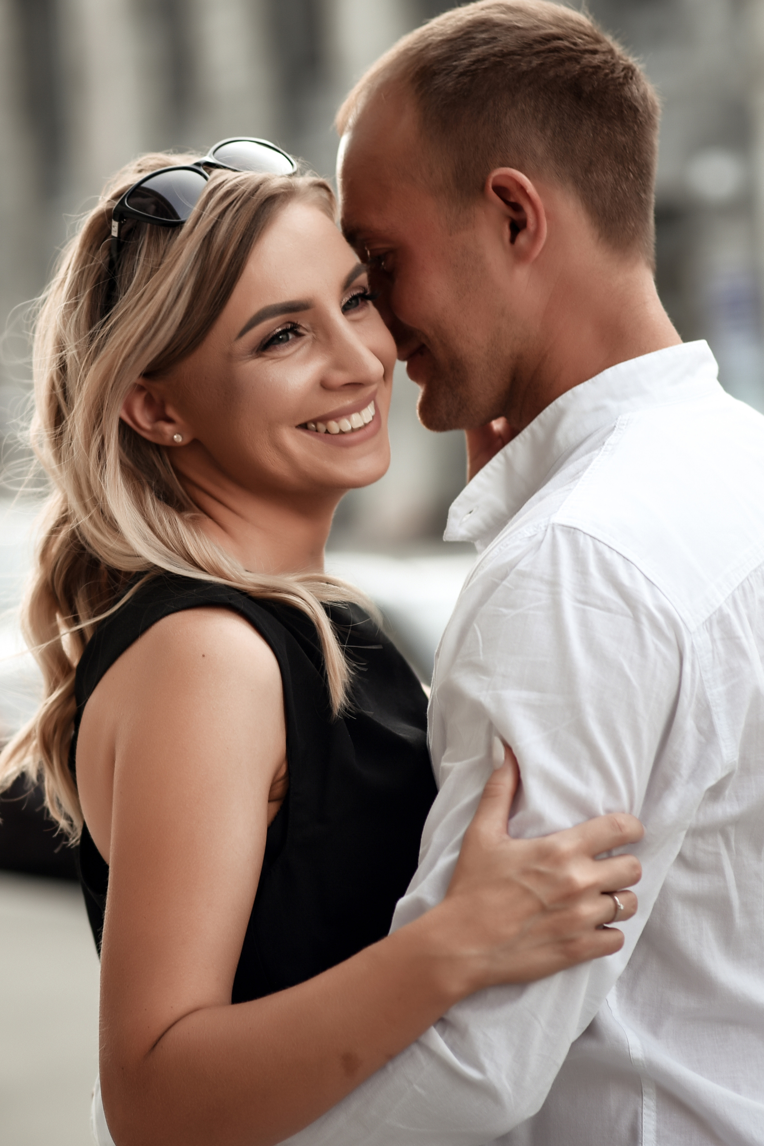 Love story в двух локациях город и природа. Свадебный, семейный, детский, контент фотограф в Омске Максим Ильин