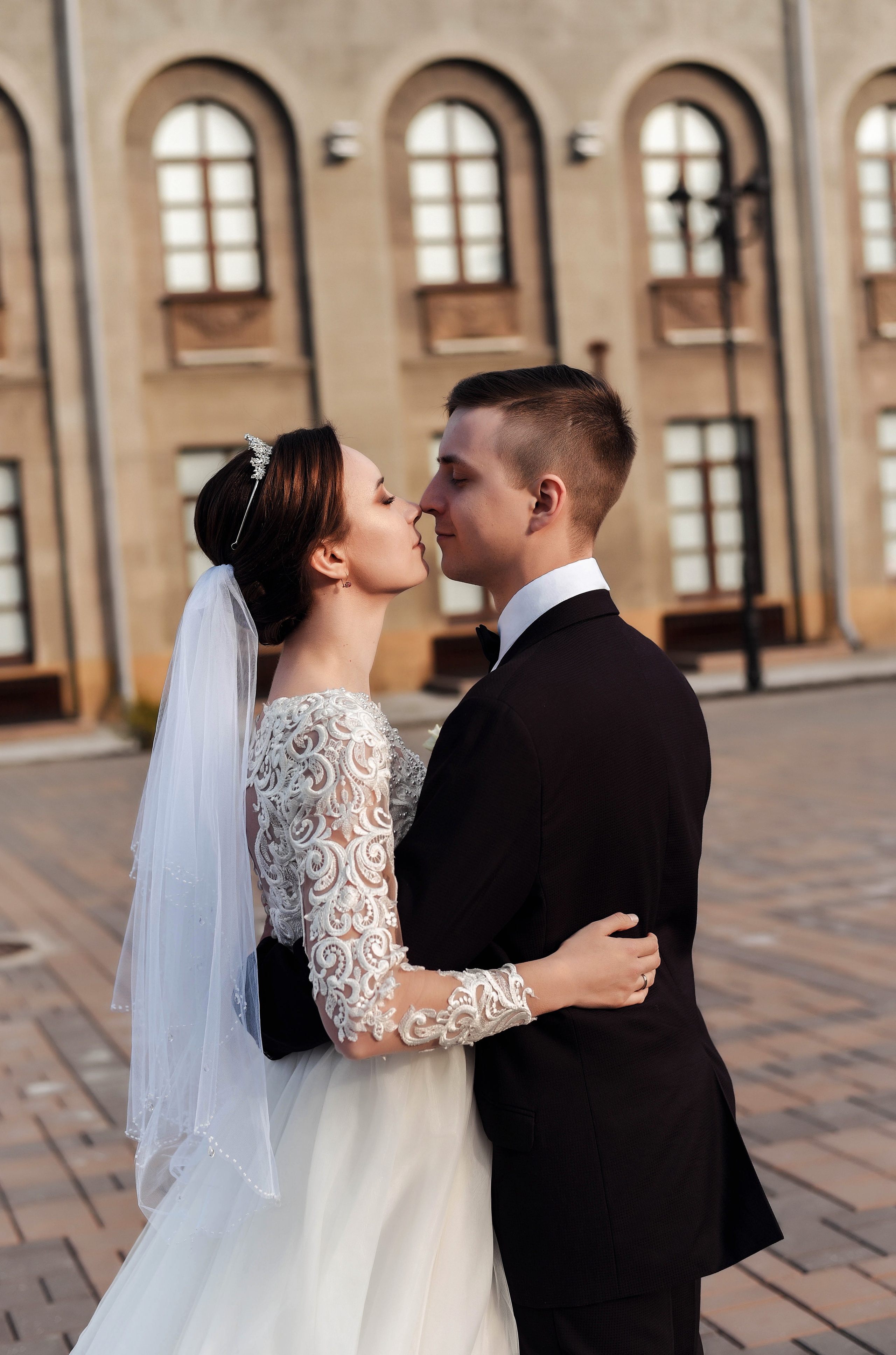 Весенняя, романтичная свадебная серия Владислава и Валентины. Свадебный, семейный, детский, контент фотограф в Омске Максим Ильин