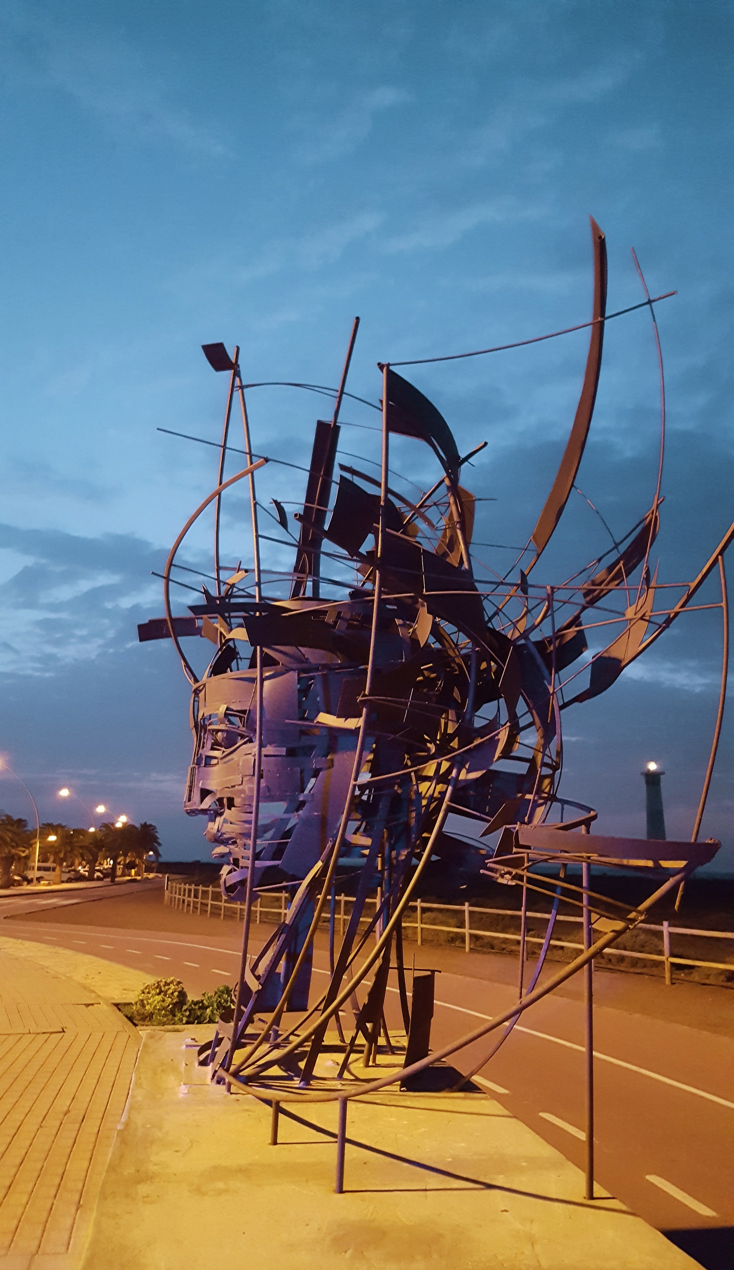 Фуэртевентура /Испания/Канарские острова/2016. Художник — скульптор Антонина Фатхуллина