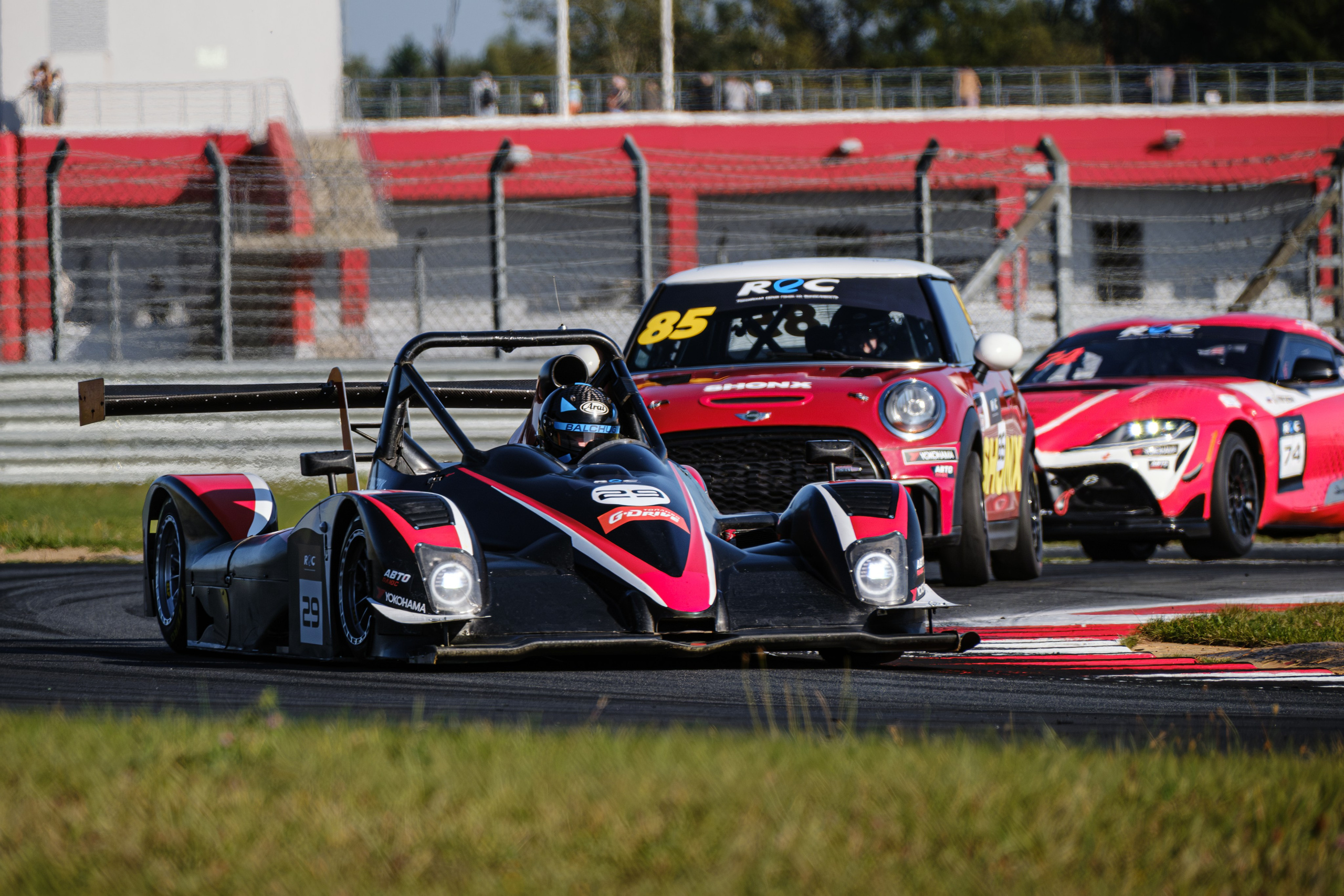 Российская серия гонок на выносливость. Авто и мотоспорт — фотограф Антон Медведев iCoguar