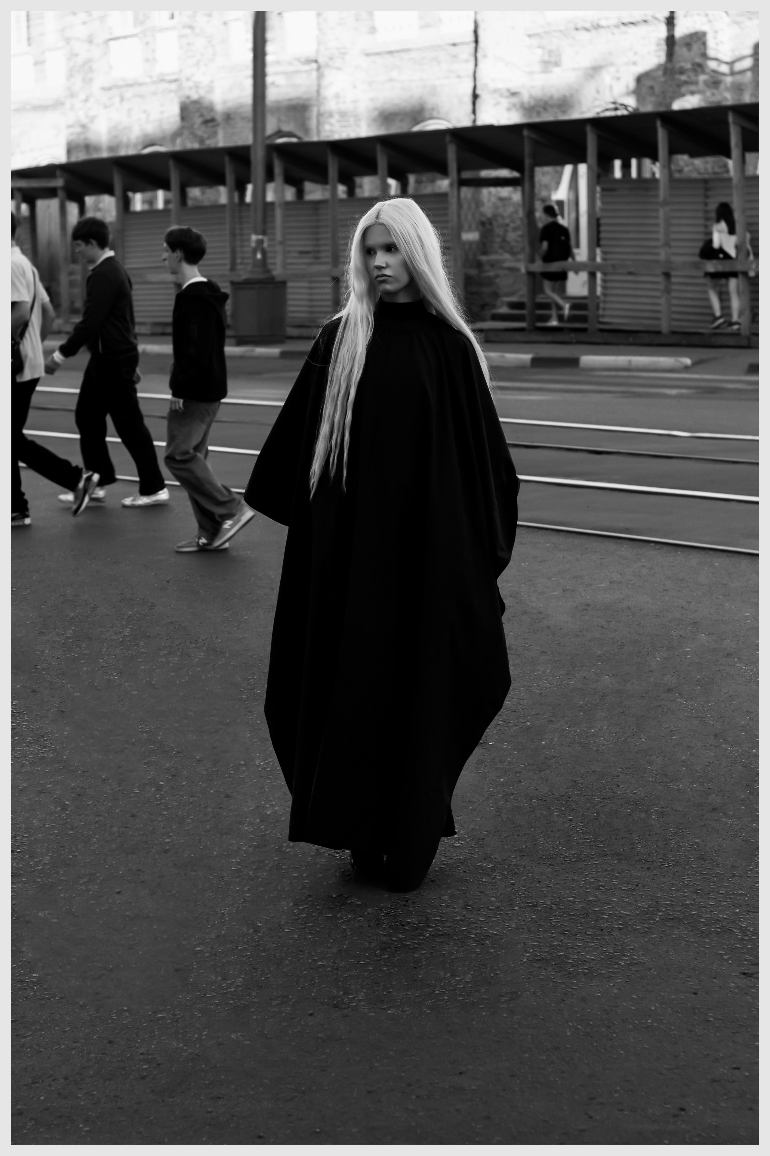 Уличная съемка — Анастасия. Портретный фотограф в Орле. Готовые фото за 3 дня! Помощь в позировании. Советы по организации