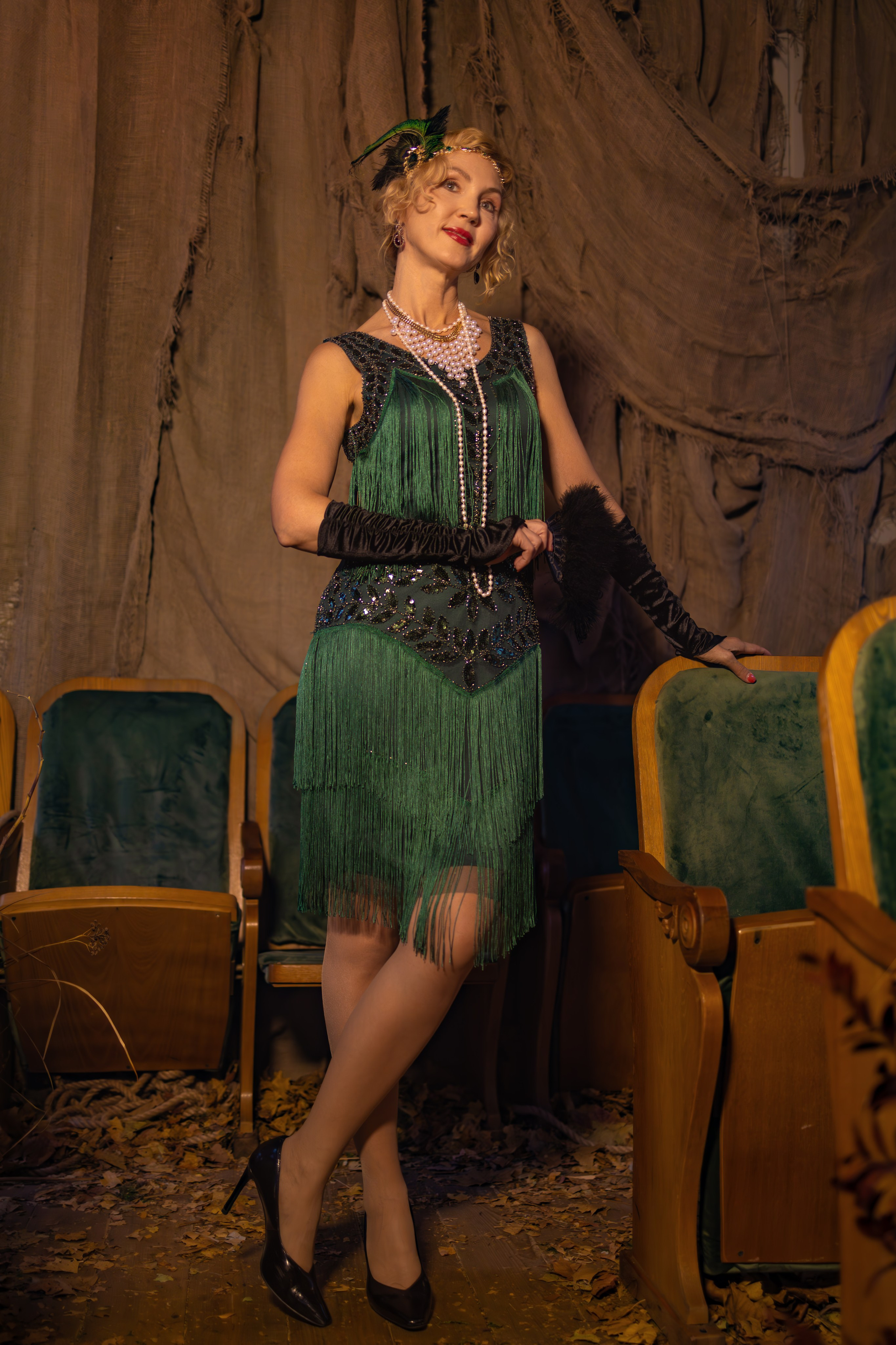 Оксана. Заброшенный театр. Репортажный, семейный и студийный фотограф в Москве Демин Алексей