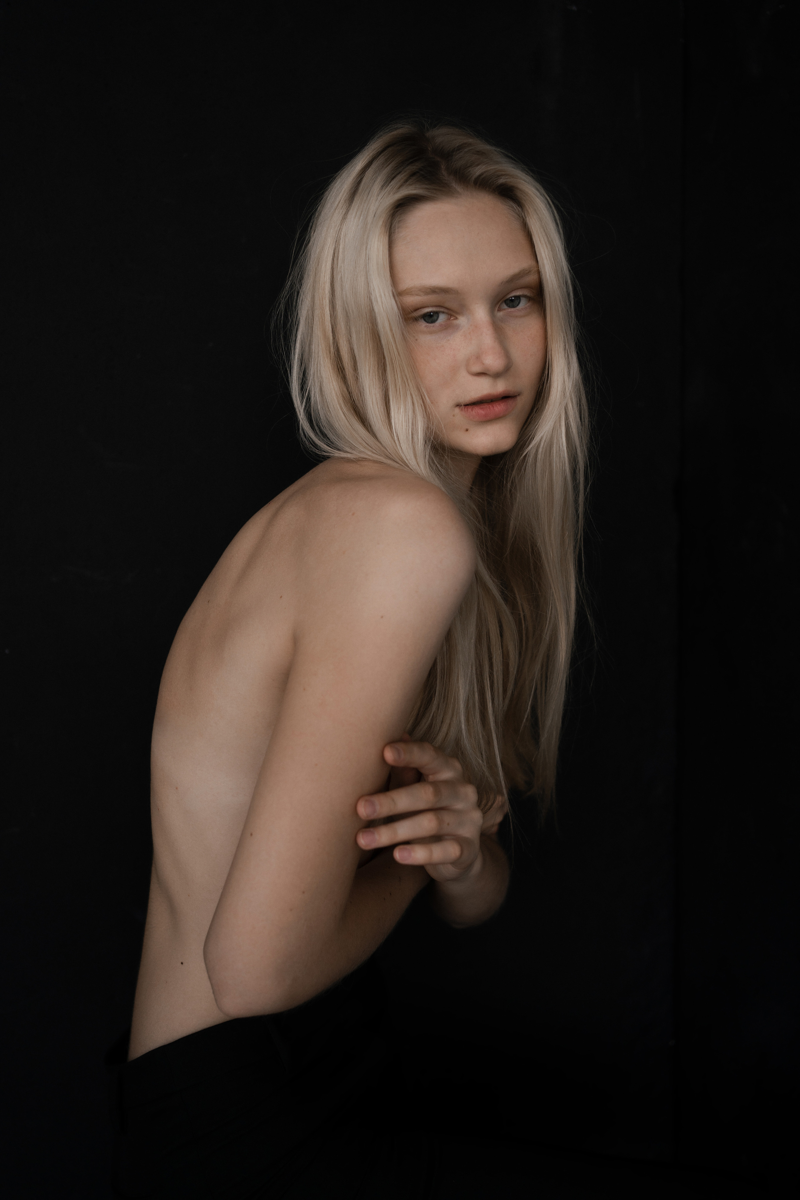 Алёна. Главная