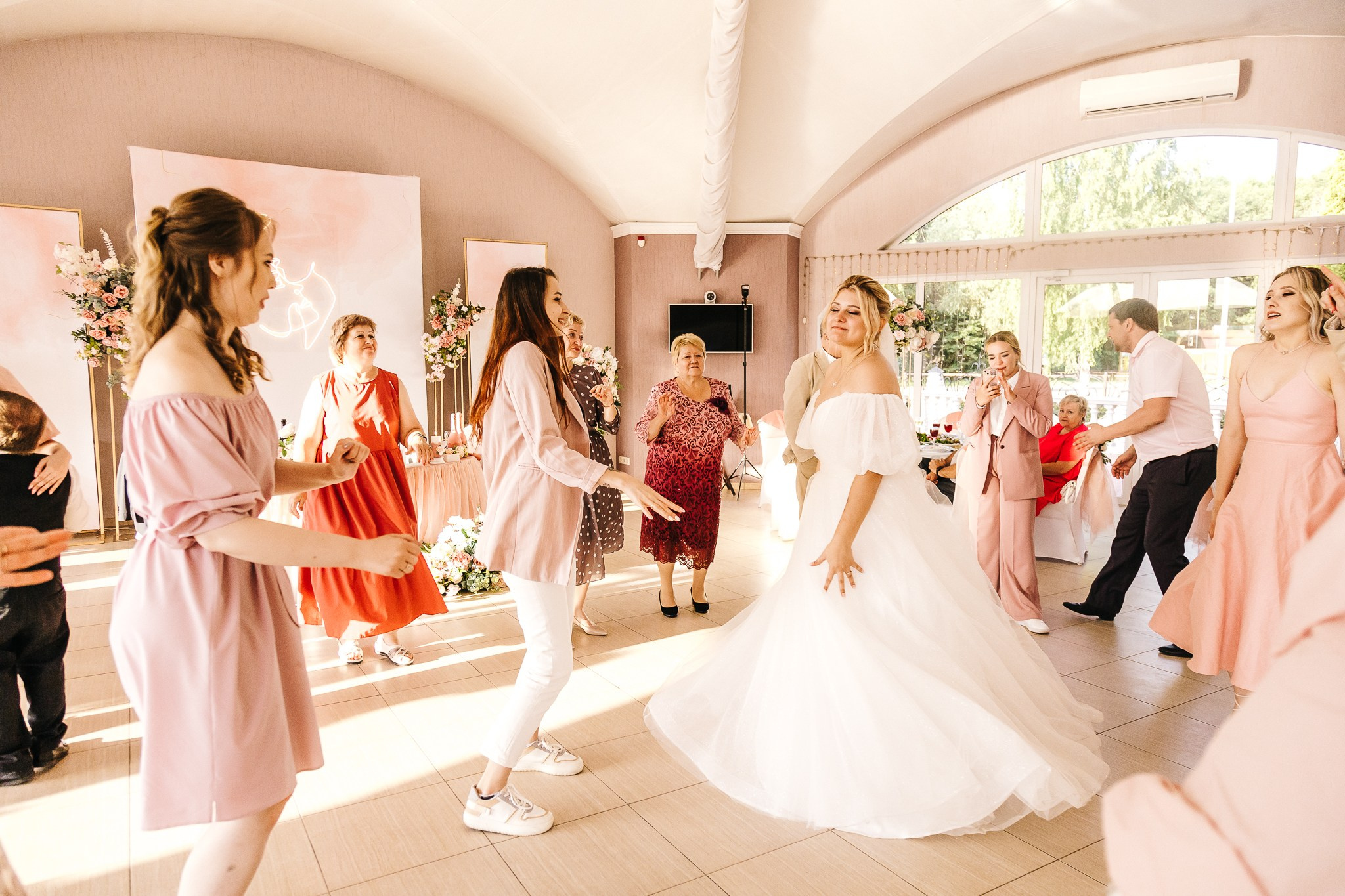 Вячеслав и Анна ♥. Репортажный и семейный фотограф в Москве