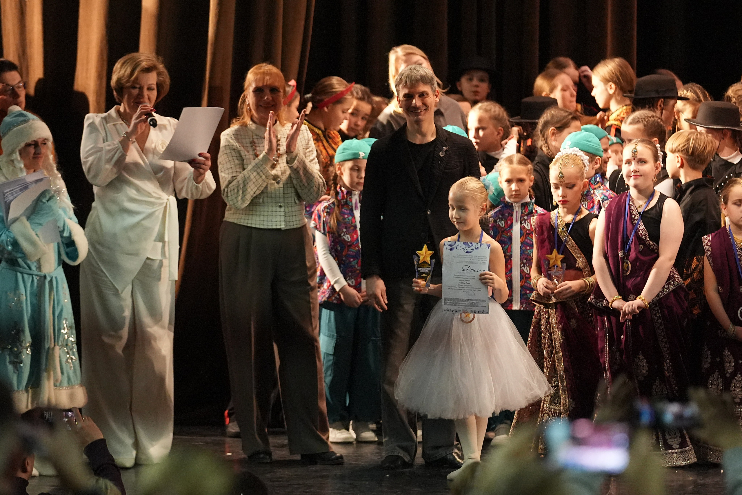 7 декабря, блок 1, г. Москва. Золотое яблочко