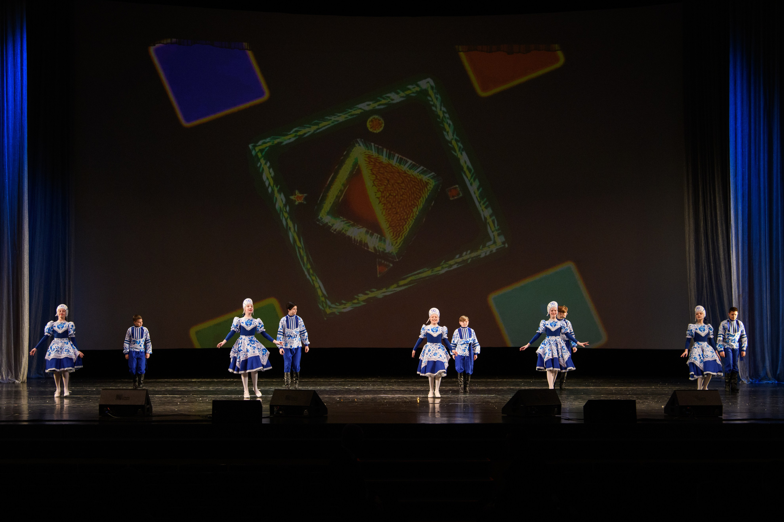 23 апреля, часть 2, БКЗ Октябрьский, г. Санкт-Петербург. Золотое яблочко