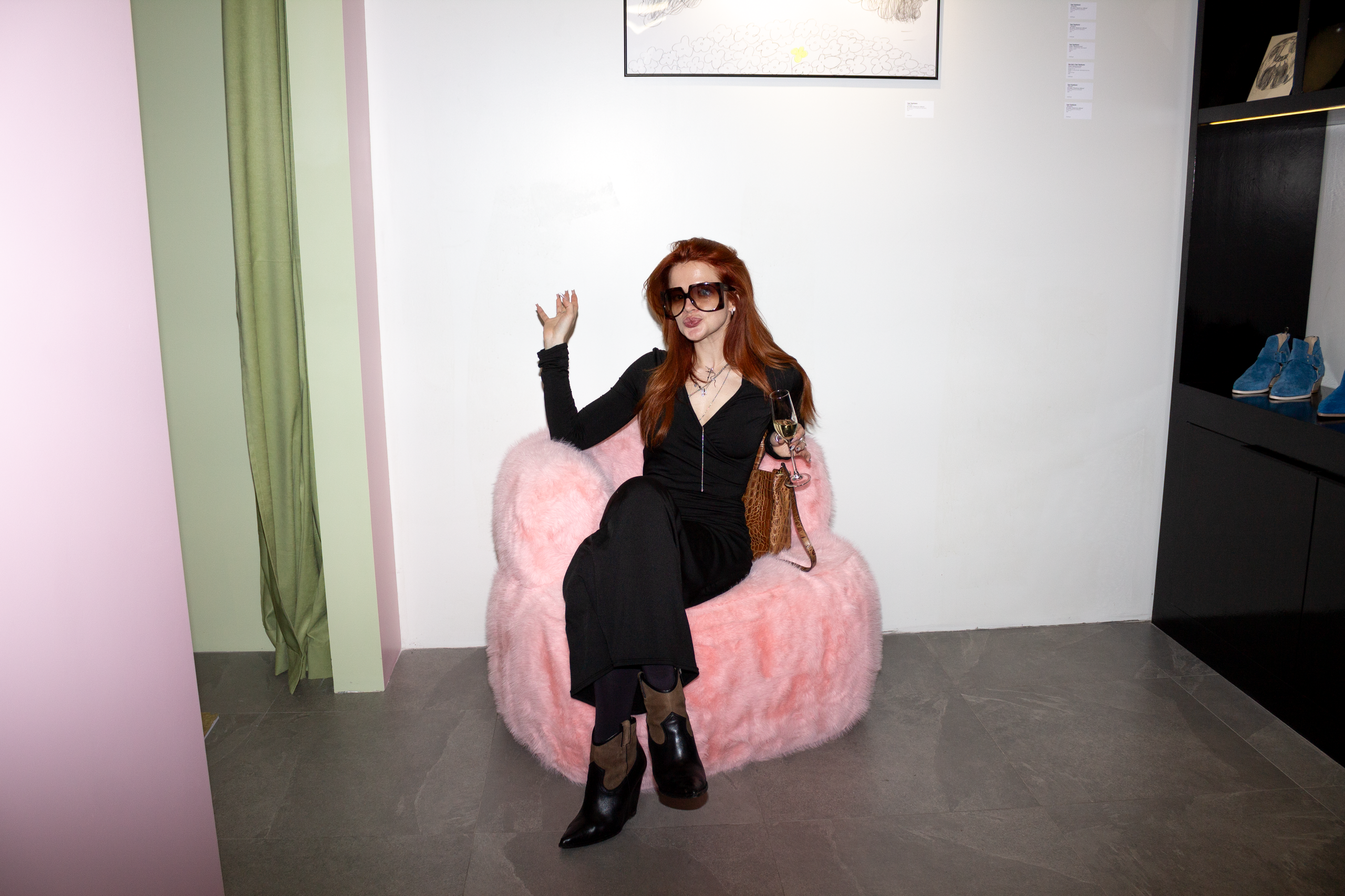 Вернисаж Таро Анонс & Make Me Happy. Крылов Кирилл Фотограф Москва