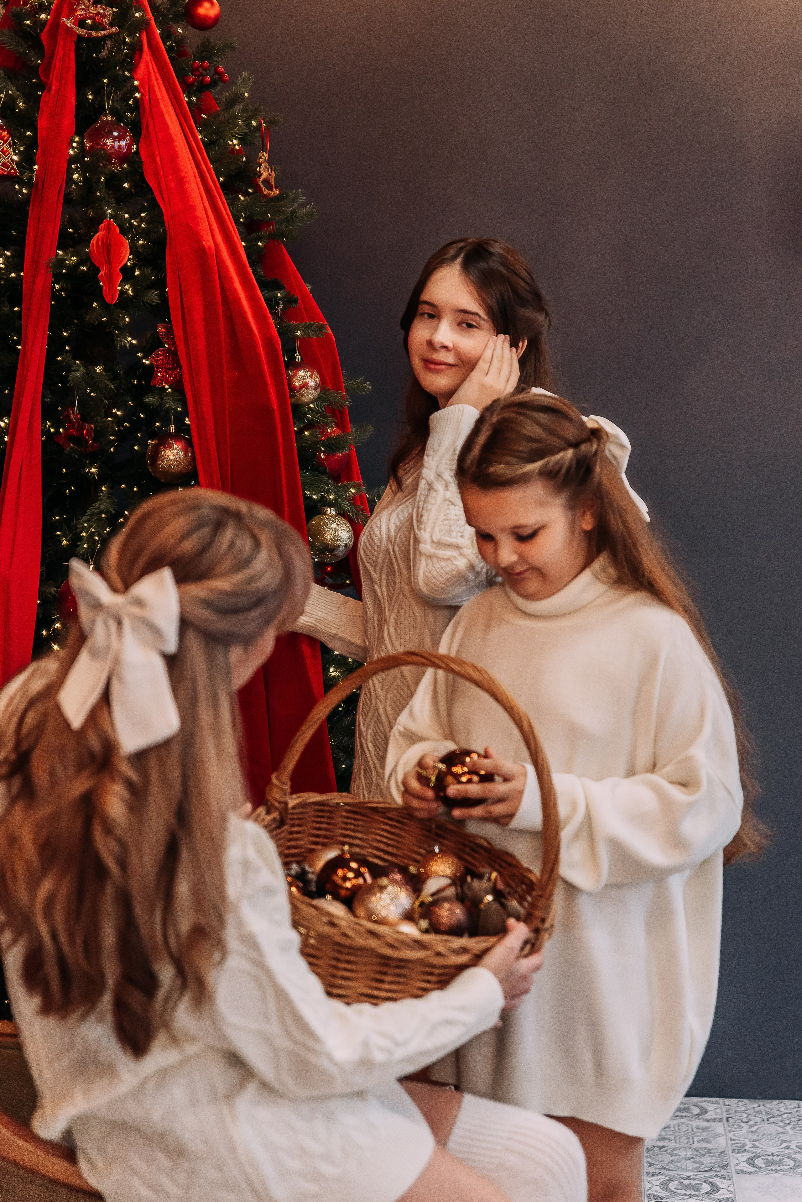 ОКСАНА и ДЕВОЧКИ. Ольга Козлова фотограф Волгоград olkiny-fotki.ru