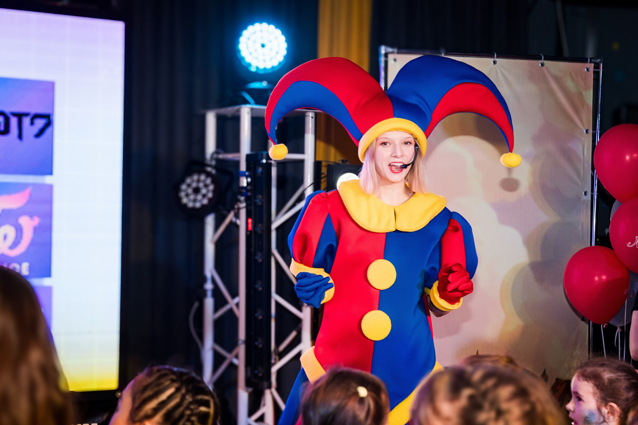 Арлекину 18 лет. Детский фотограф видеограф в Хабаровске Михаил Орлов
