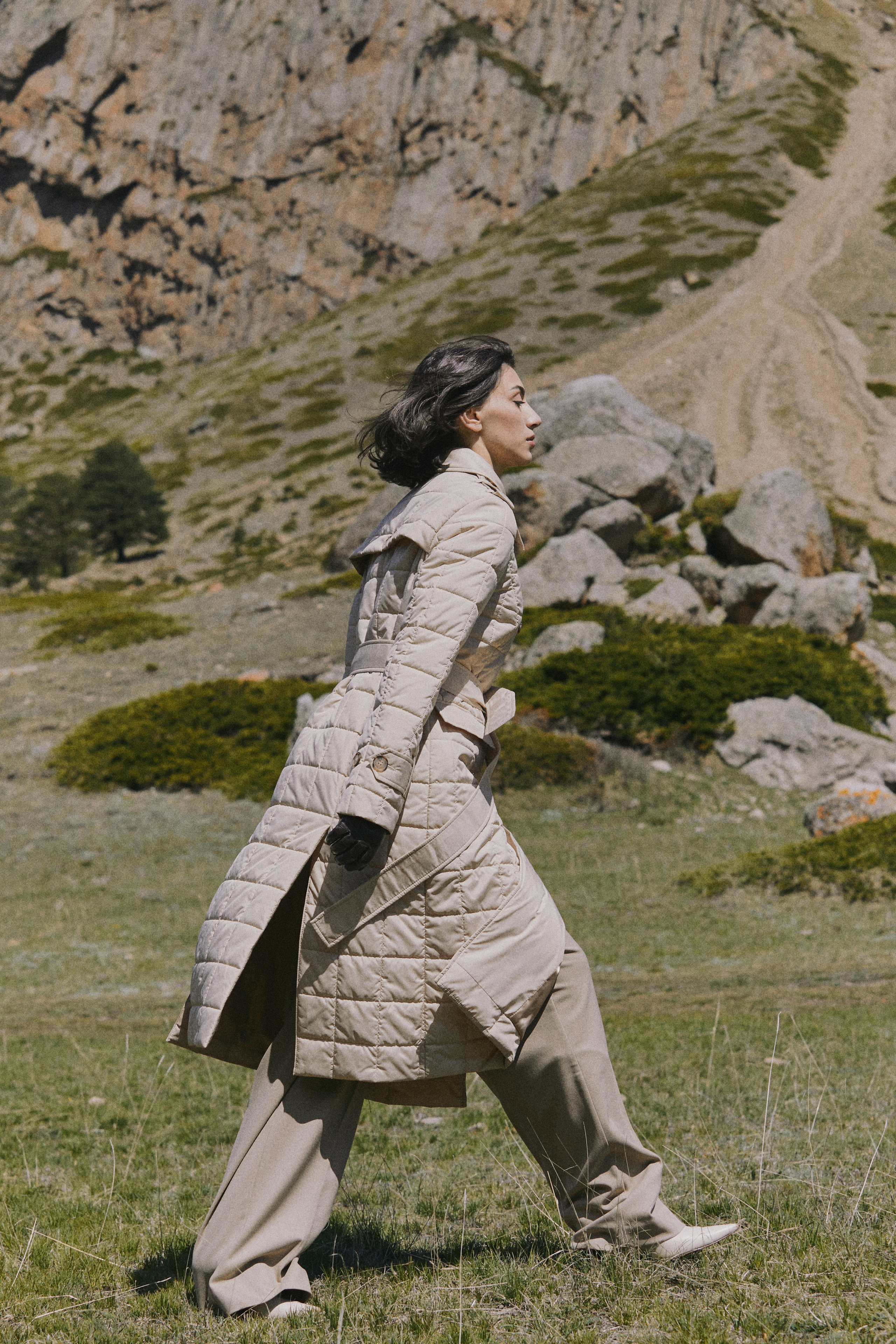 Съемка для бренда в горах. Фотограф Продюсер в горах КБР / Москва  Нальчик Горы