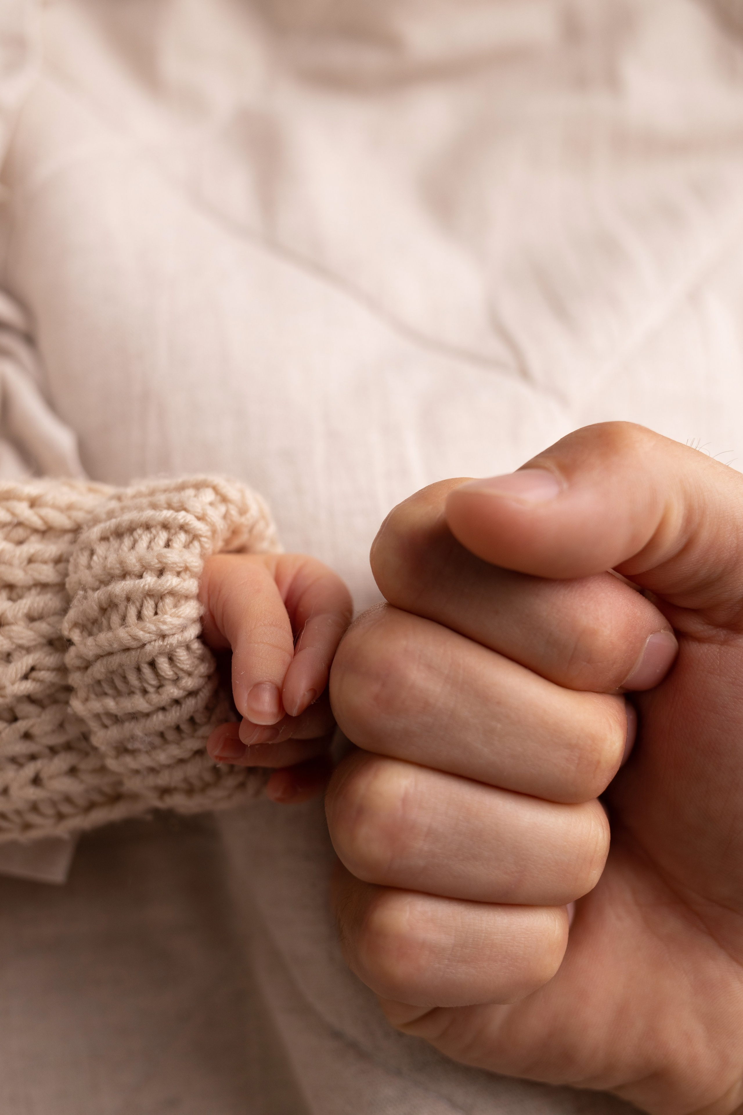 Newborn съемка в стиле Лайф. Фотограф новорожденных малышей в Омске и Омской области Эльвира Камаева