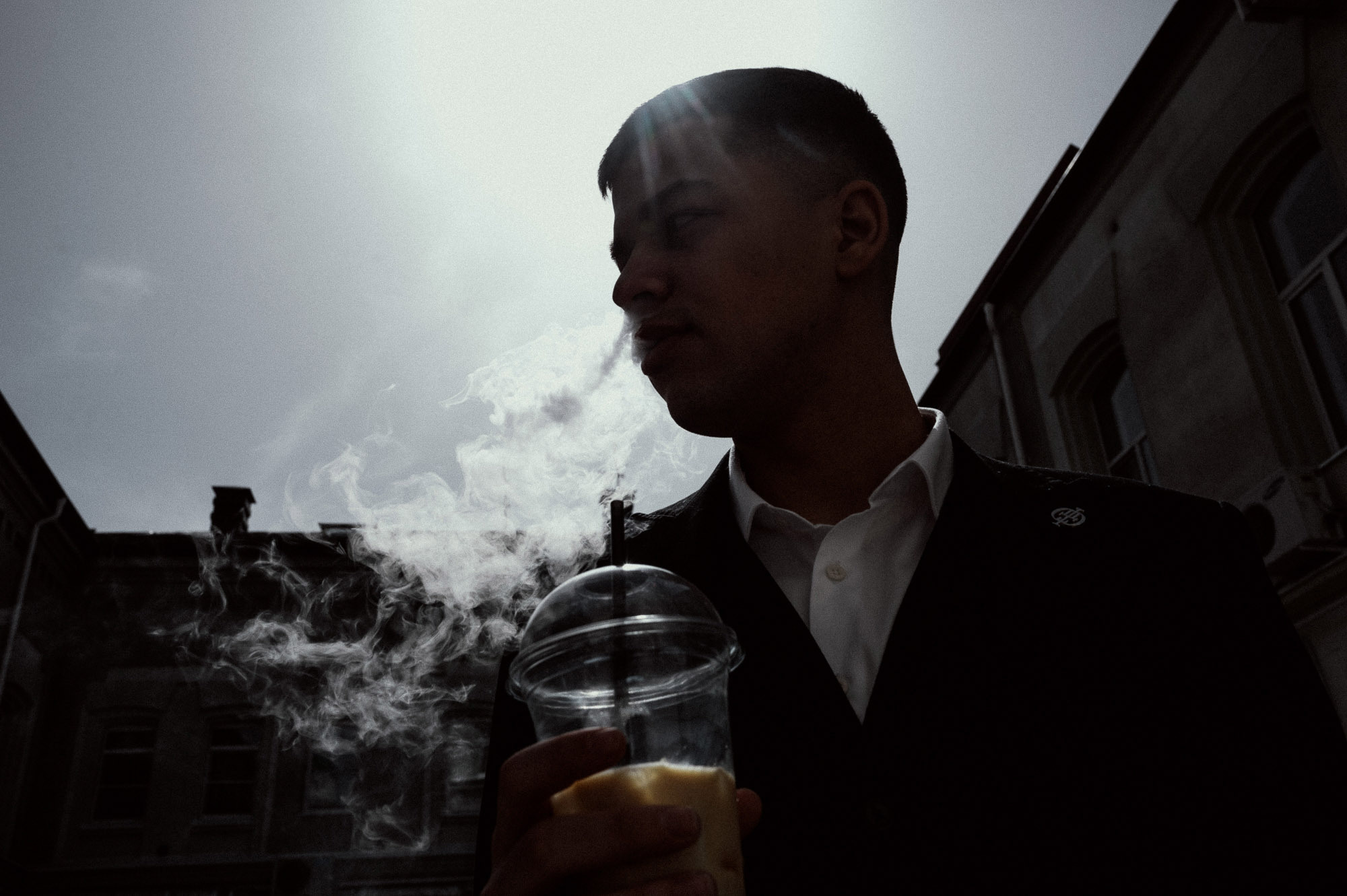 В легких тает дым. Свадебный фотограф в Астрахани и Москве