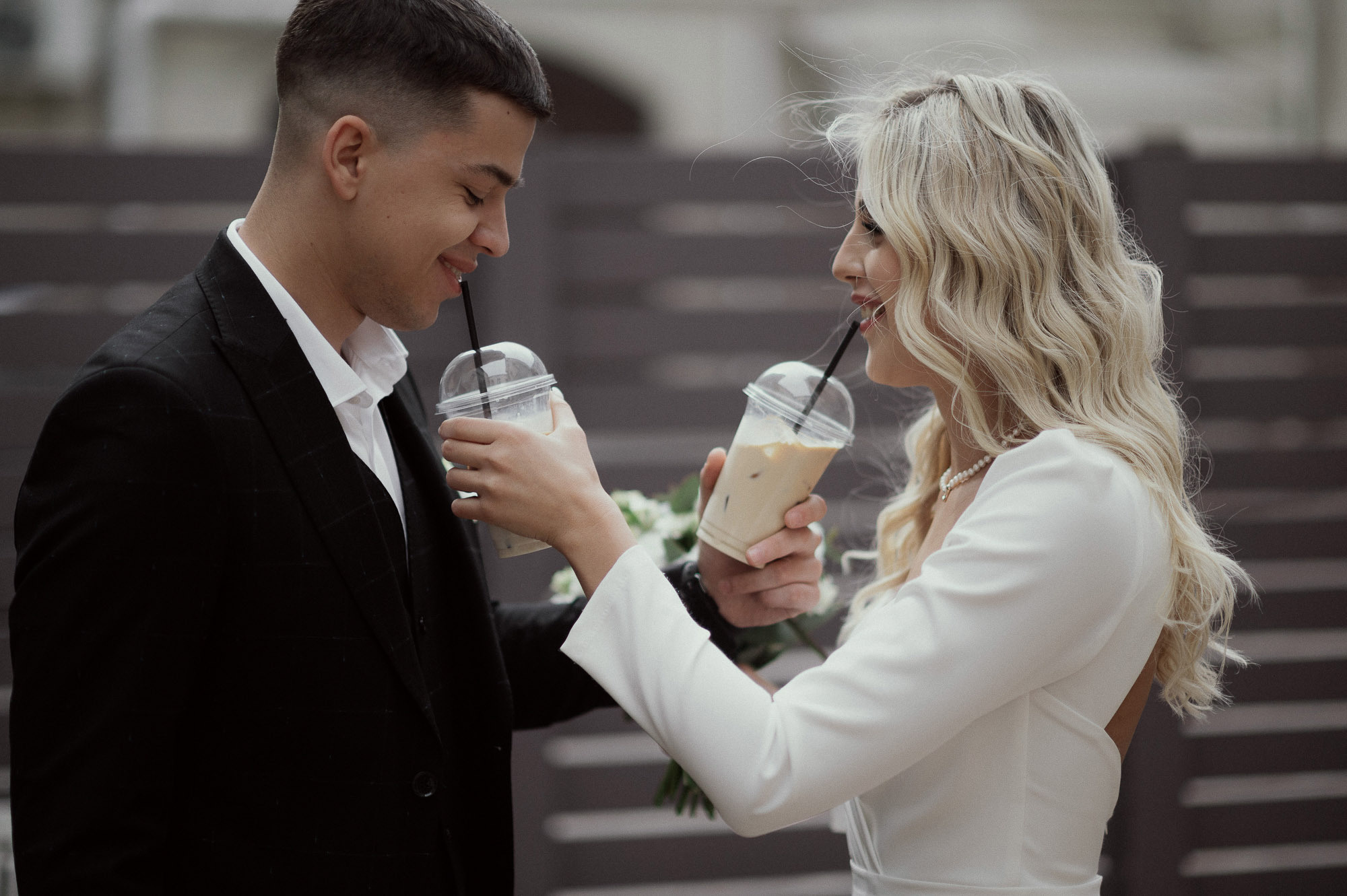 В легких тает дым. Свадебный фотограф в Астрахани и Москве