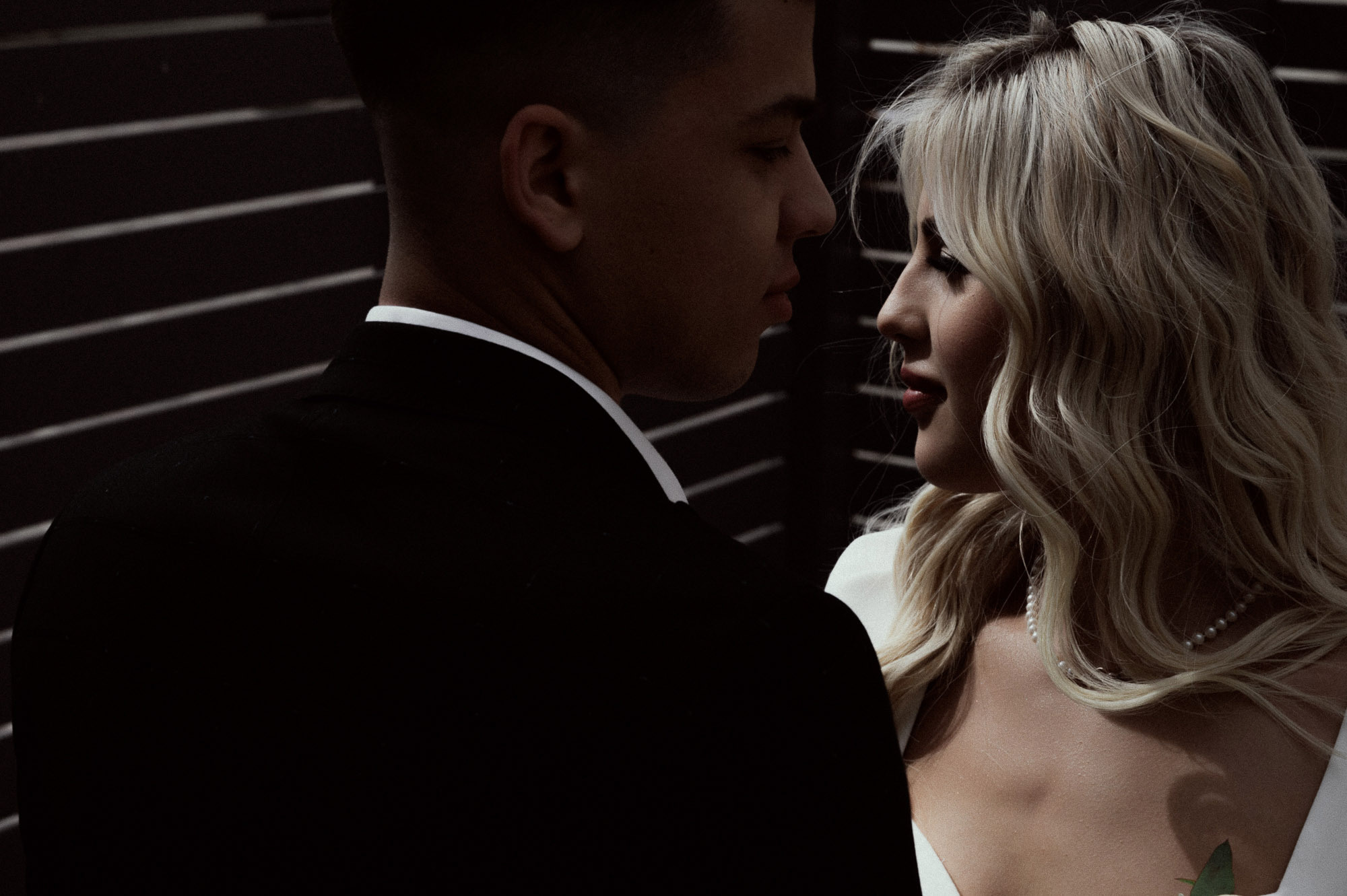 В легких тает дым. Свадебный фотограф в Астрахани и Москве