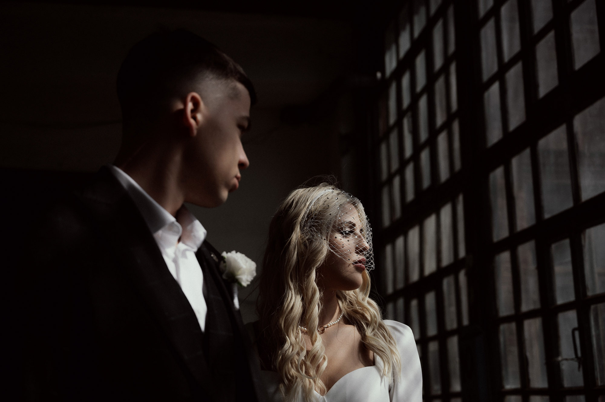 В легких тает дым. Свадебный фотограф в Астрахани и Москве