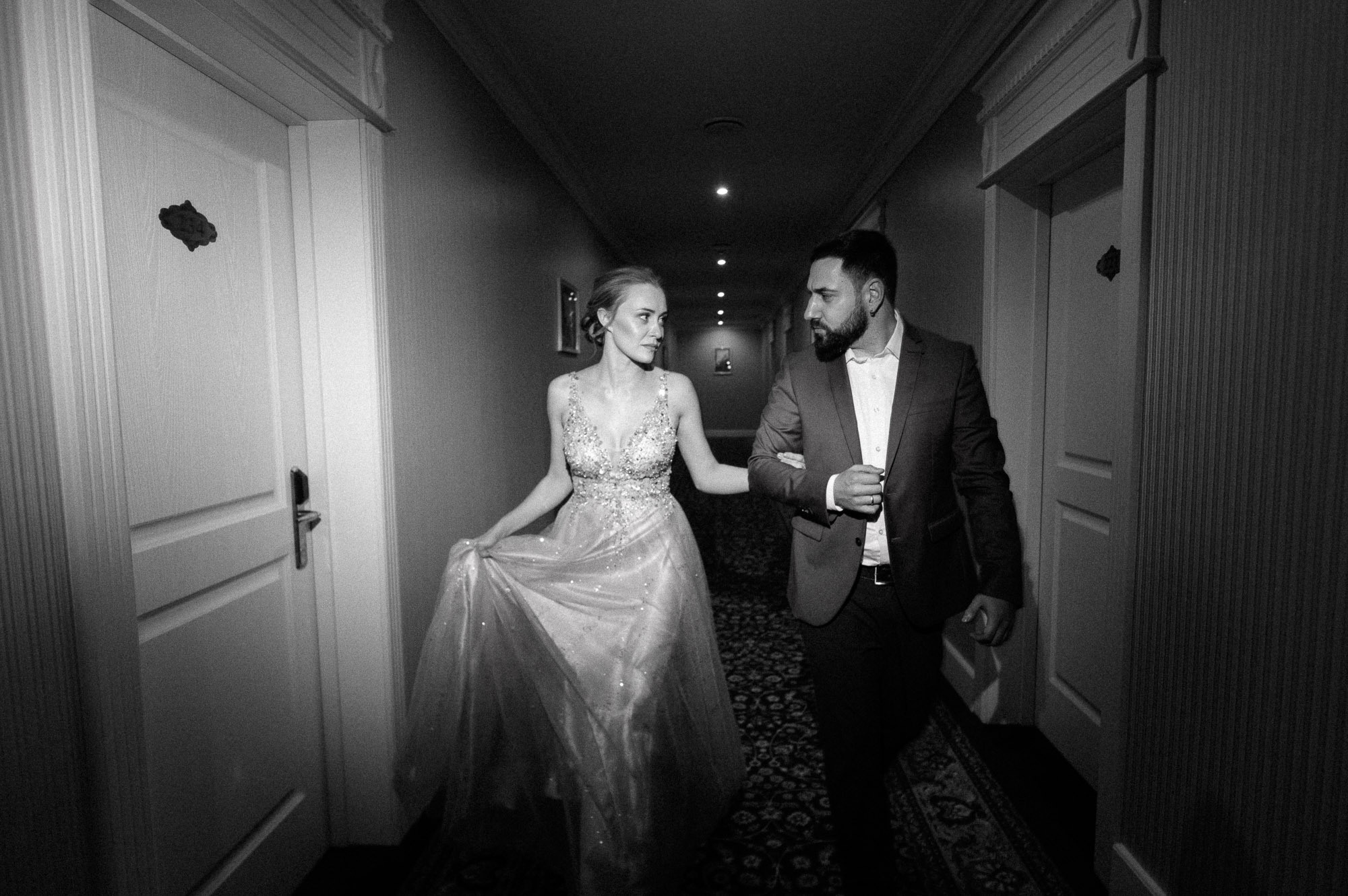 Winter wedding story. Wedding photographer