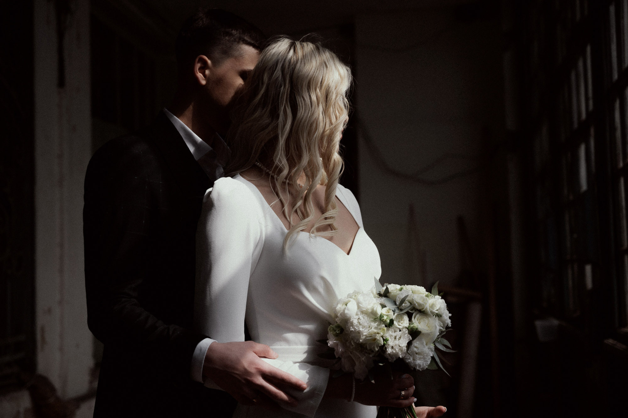 В легких тает дым. Свадебный фотограф в Астрахани и Москве