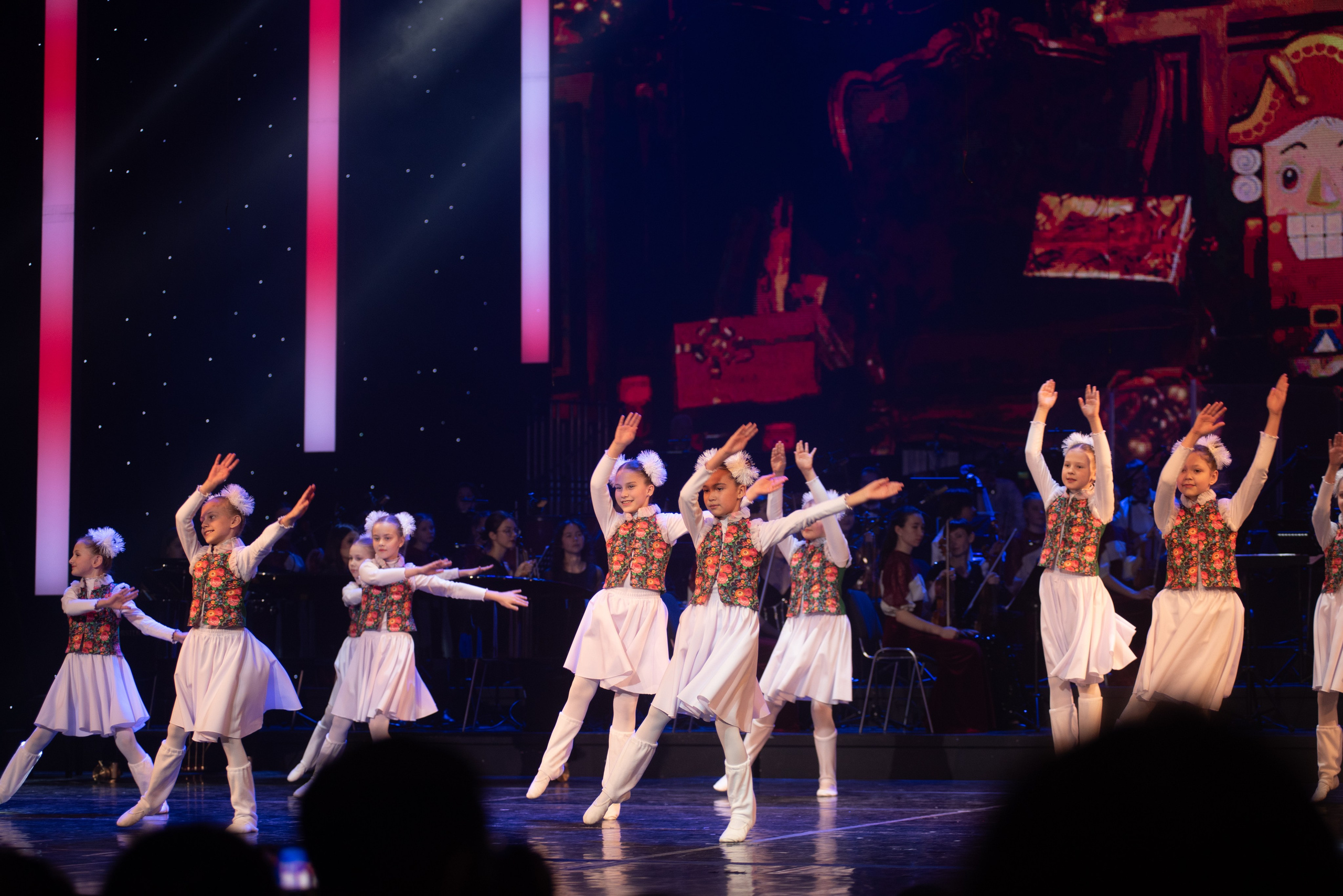 Отчетный концерт ДШИ «Гармония» «Зимняя гармония». Фотограф новорожденных, семейный детский в Тюмени Татьяна Морозова