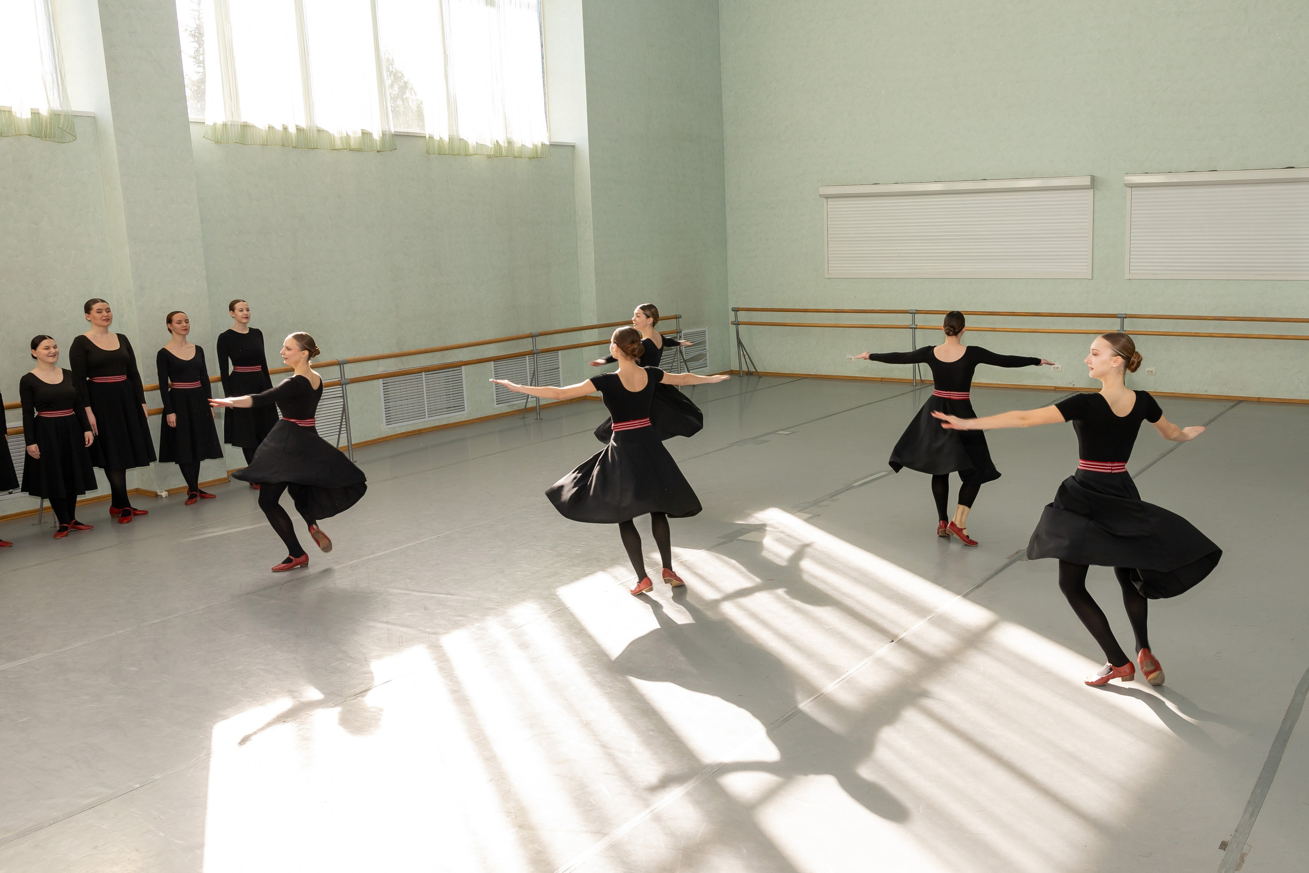 Открытый урок в студии народного танца «Славянский лик». Фотограф в Серпухове Наталья Руденко